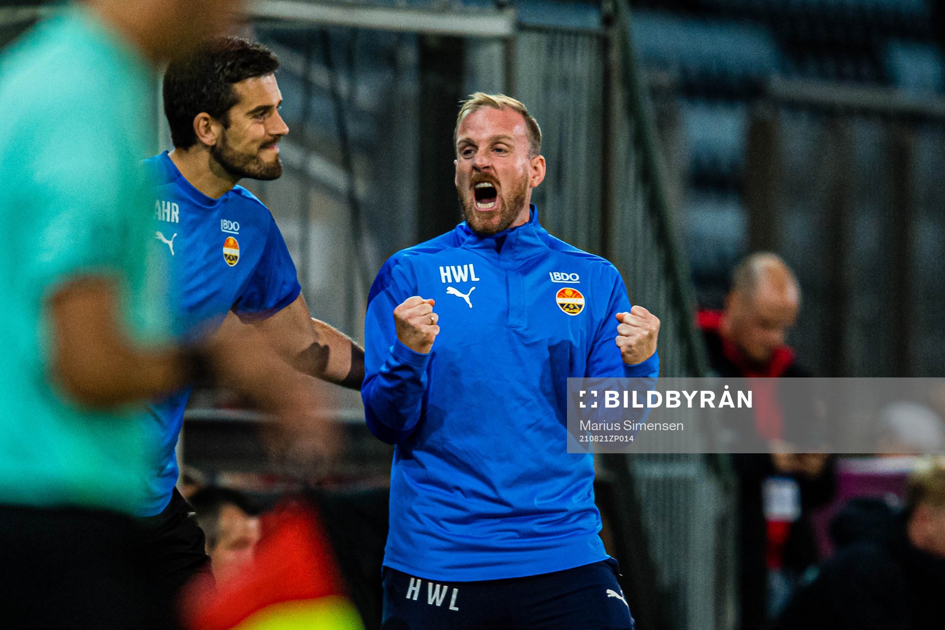 Håkon Wibe-Lund, head coach of Strømsgodset, celebrates