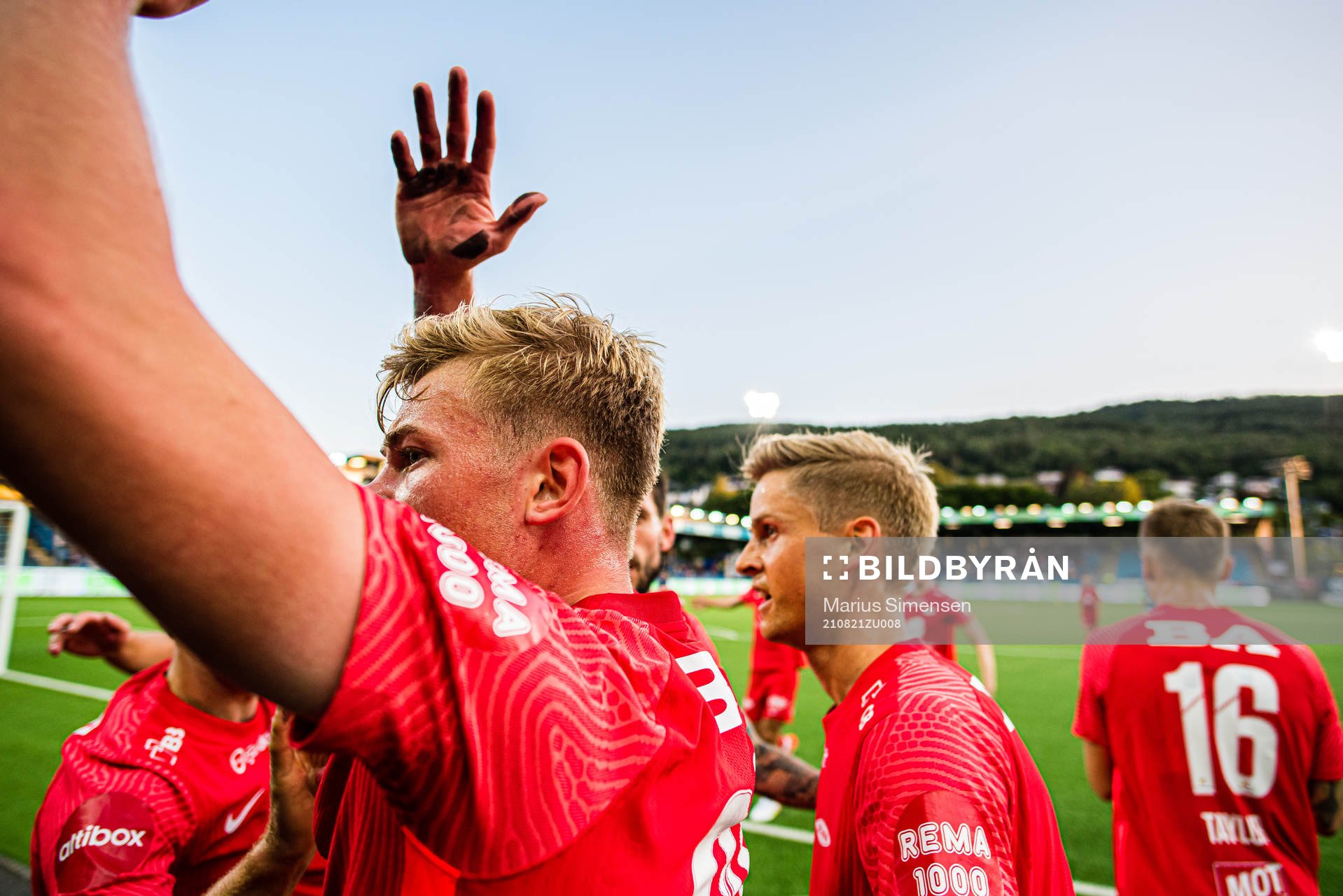Aune Selland Heggebø of Brann celebrates