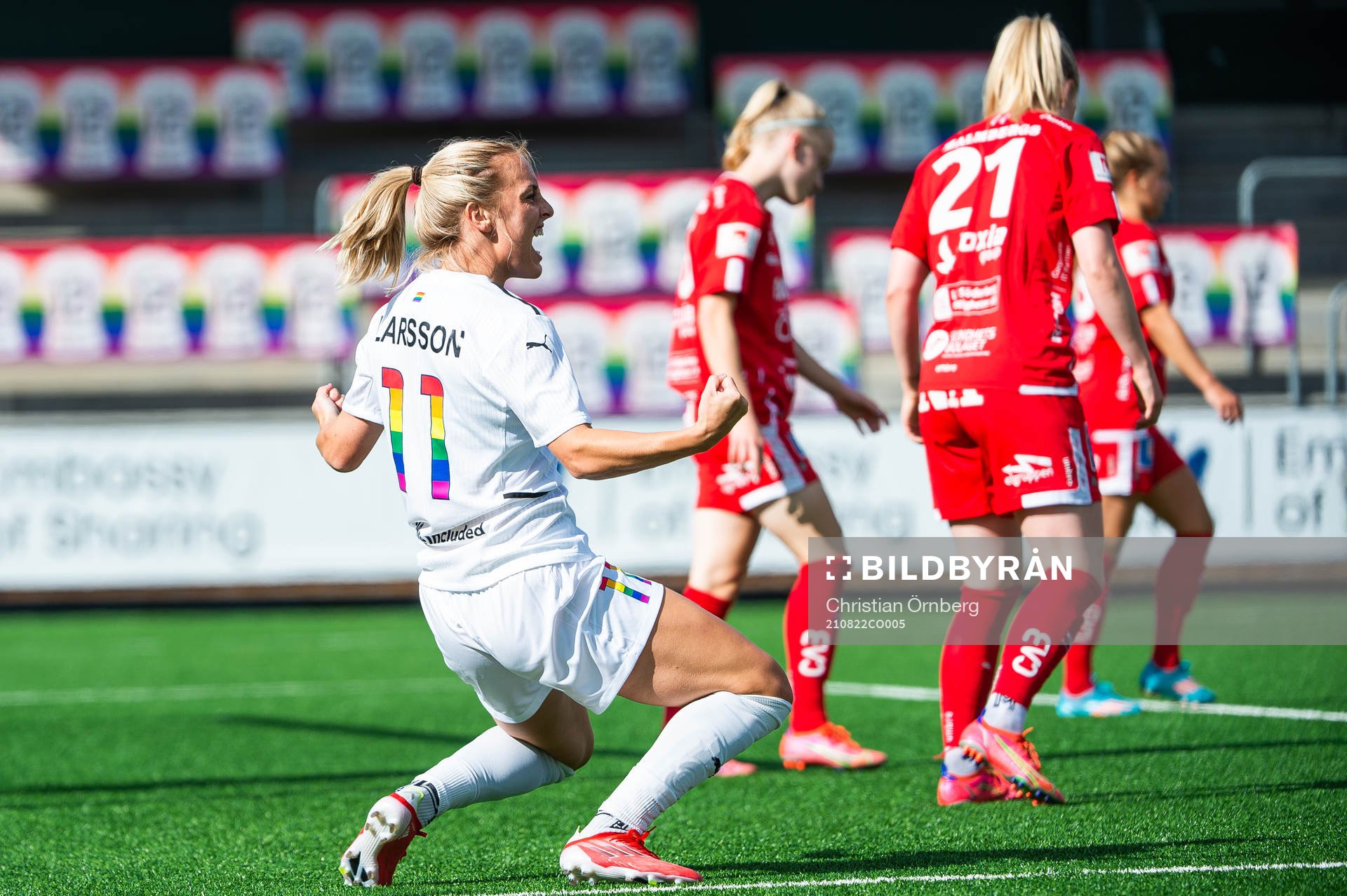 Rosengårds Mimmi Larsson jublar
