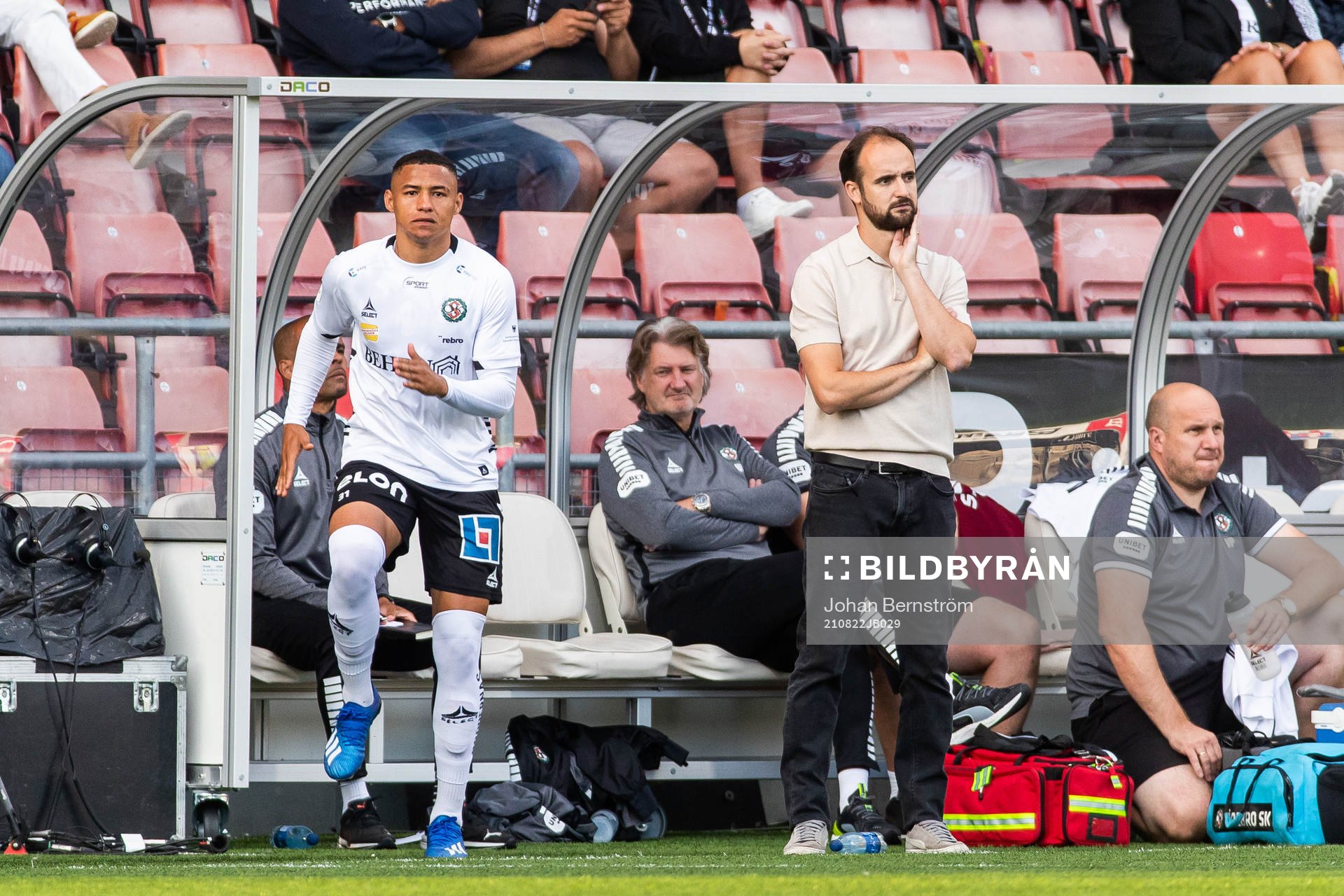 Örebros Patrick Luan Dos Santos och tränare Vitor Gazimba