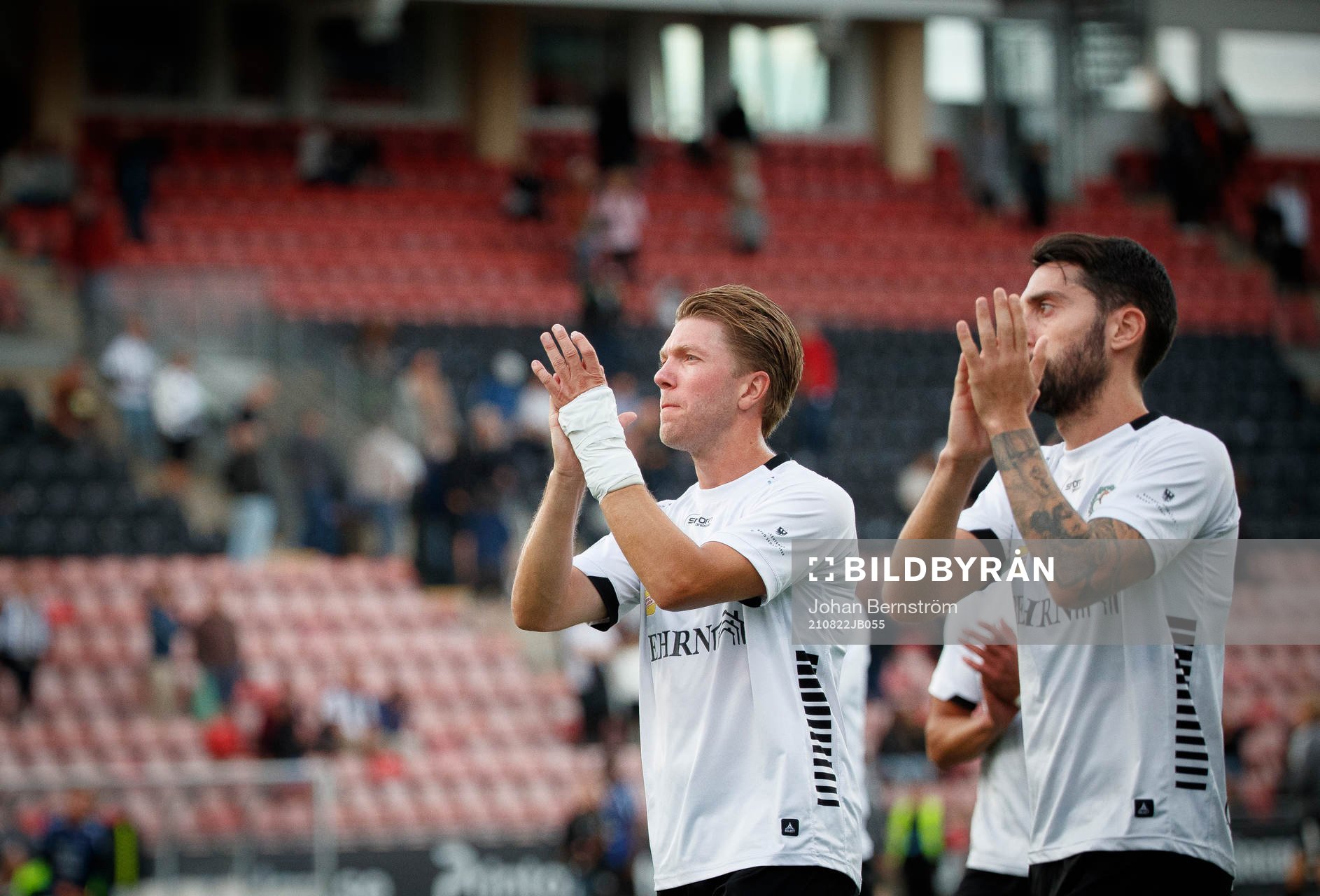 Örebros Martin Broberg och Nahir Besara