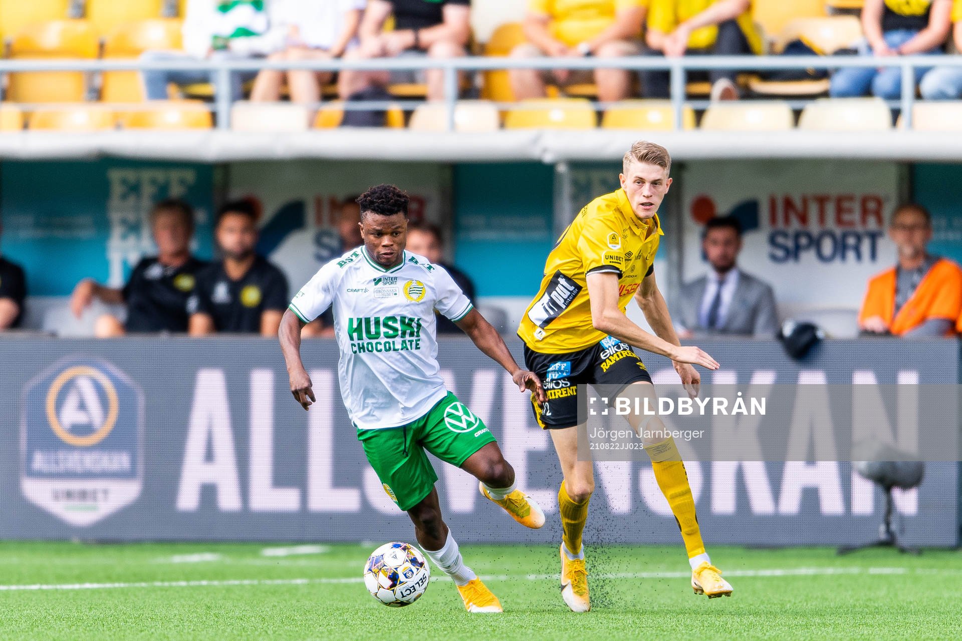 Hammarbys Akinkunmi Amoo och Elfsborgs Alexander Bernhadsson
