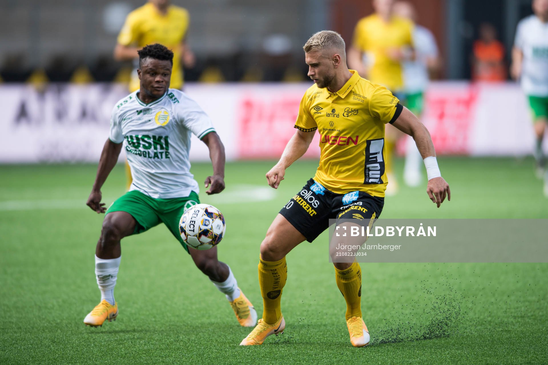 Elfsborgs Simon Strand och Hammarbys Akinkunmi Amoo