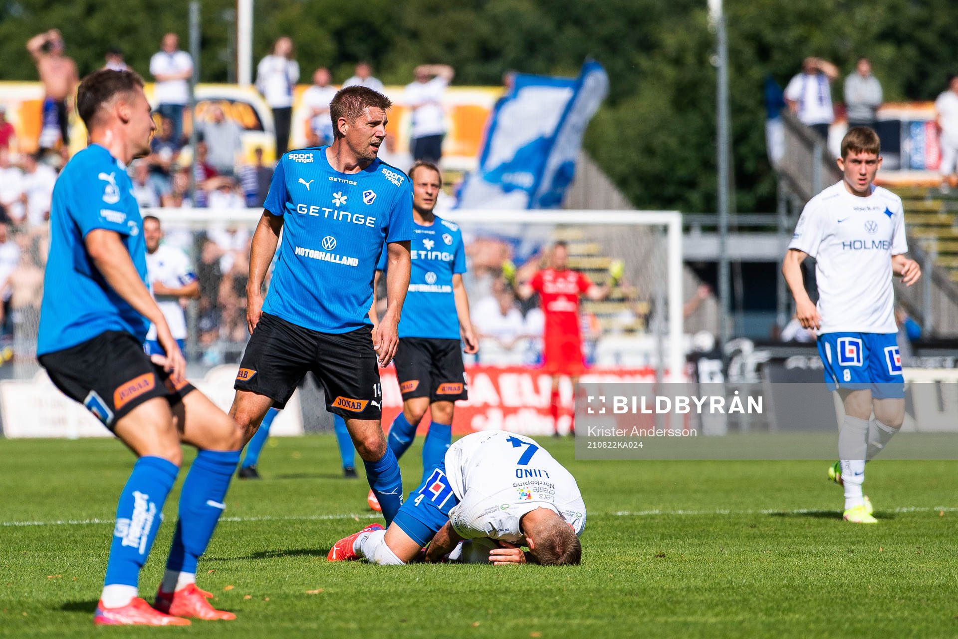 Halmstads Mikael Boman och IFK Norrköpings Marco Lund