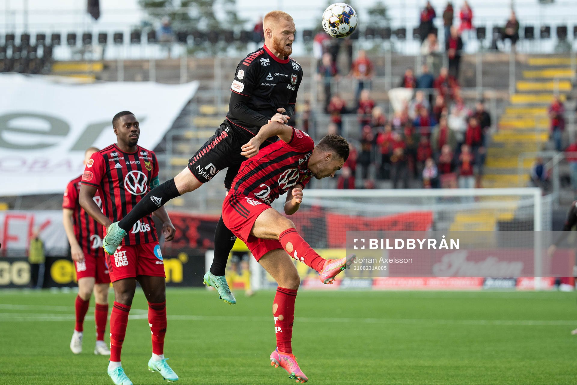 Kalmars Nils Fröling och Östersunds Felix Hörberg