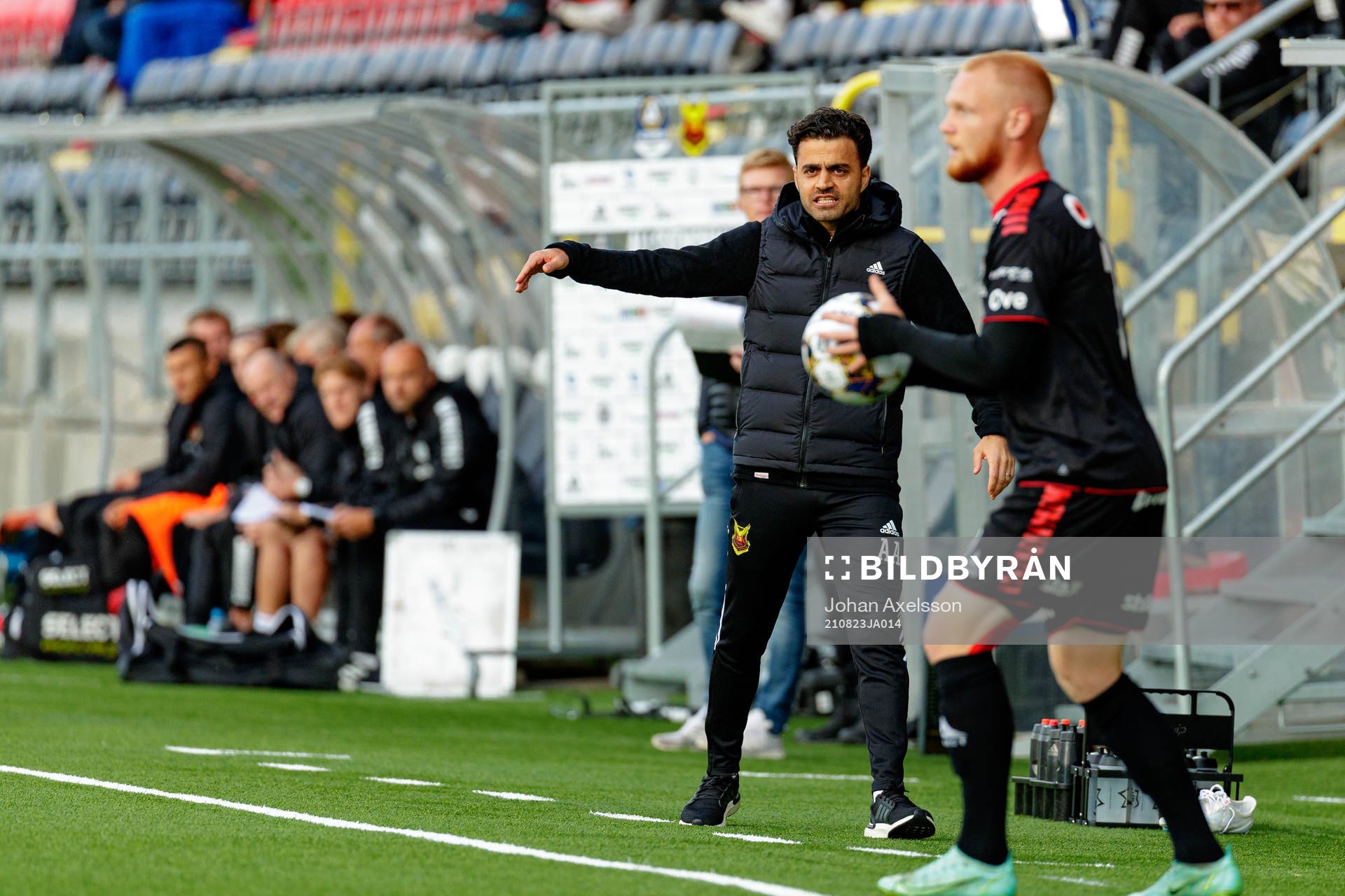 Östersunds tränare Amir Azrafshan