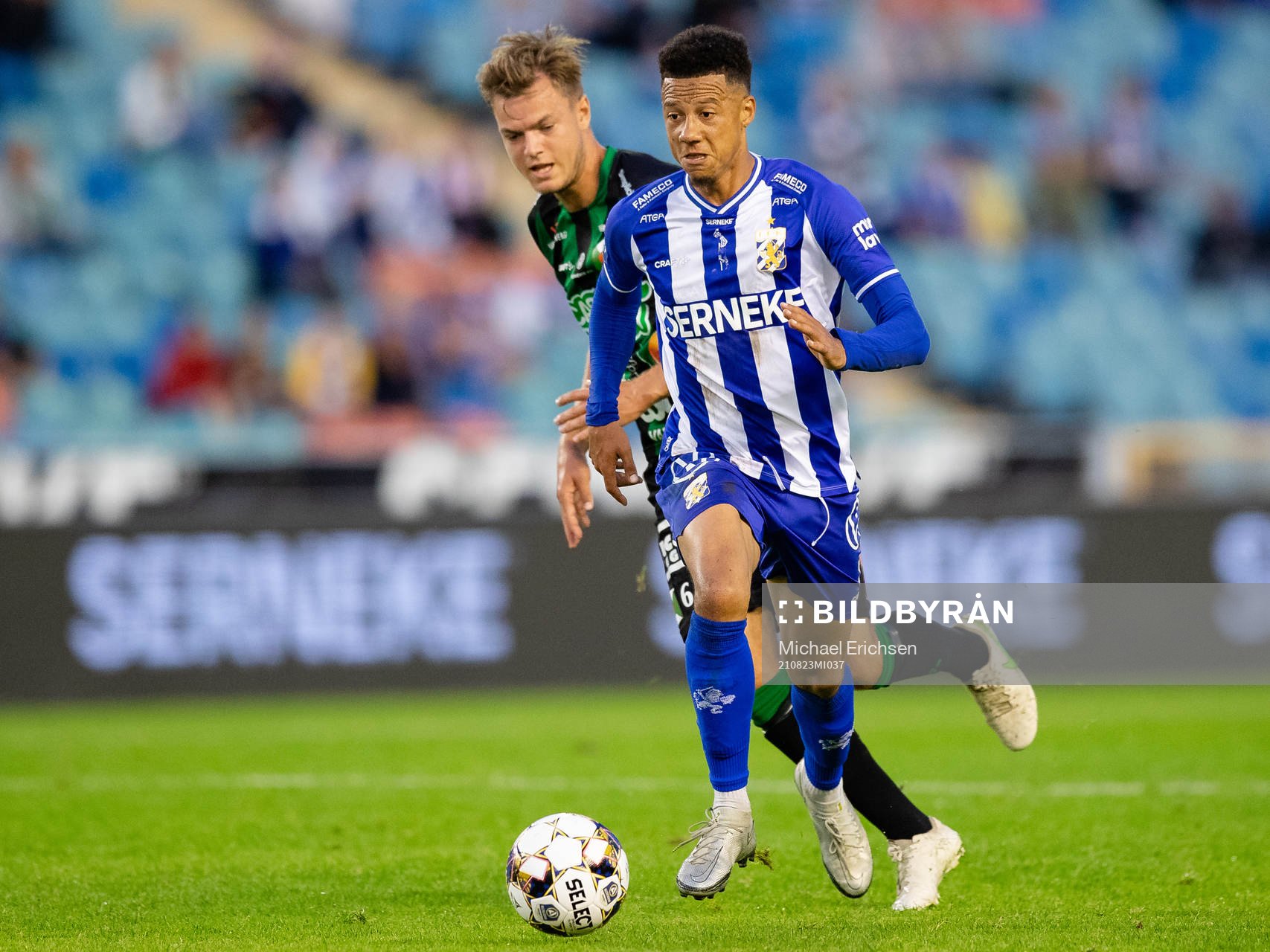 Varbergs Albin Winbo och IFK Göteborgs Tobias Sana