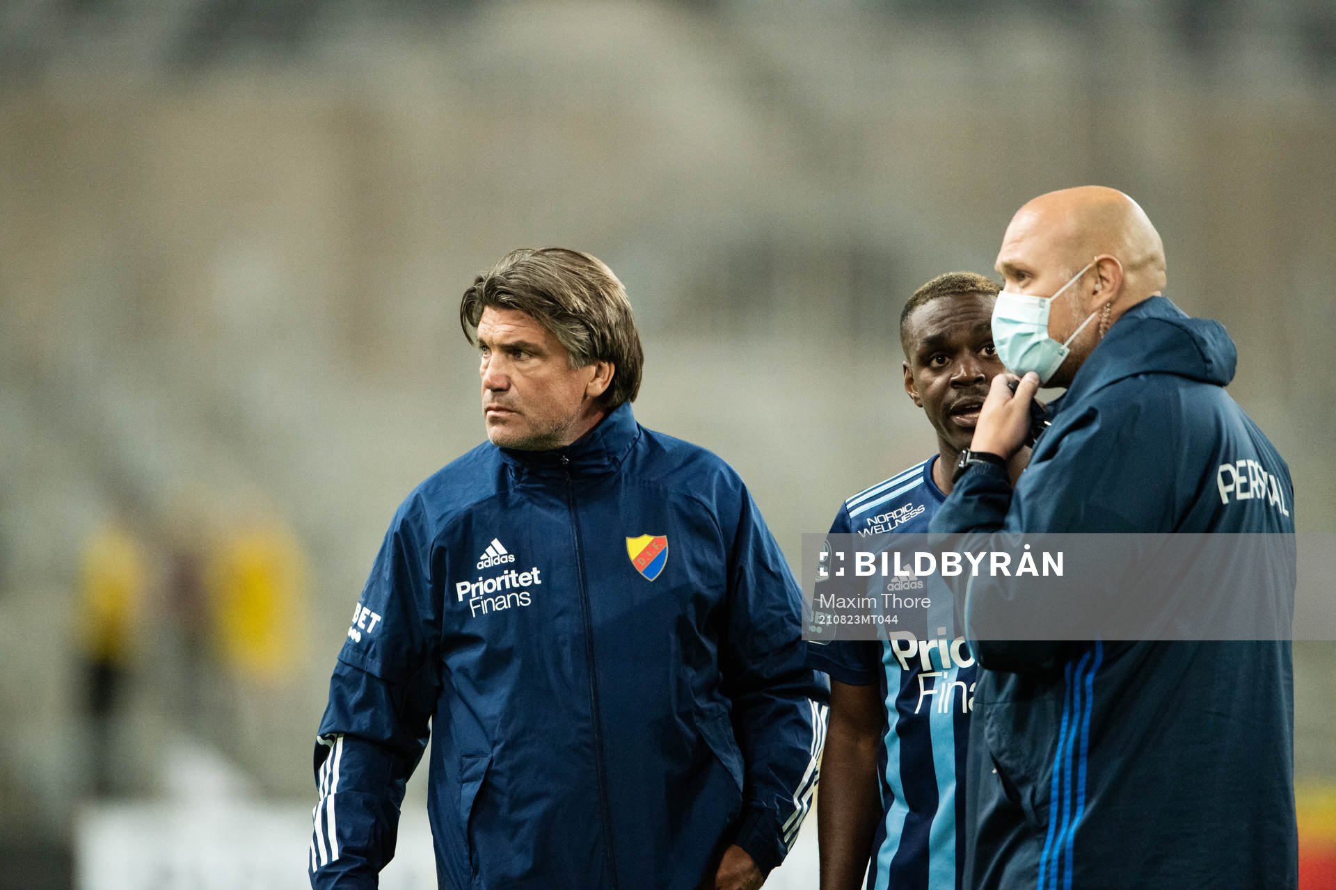 Djurgårdens sportchef Bosse Andersson och Joel Asoro