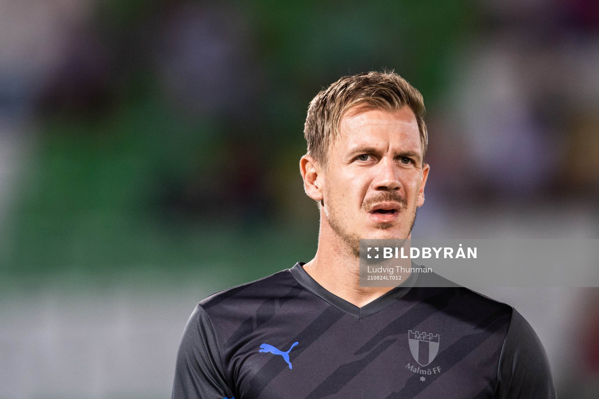 Goalkeeper Johan Dahlin of Malmö FF