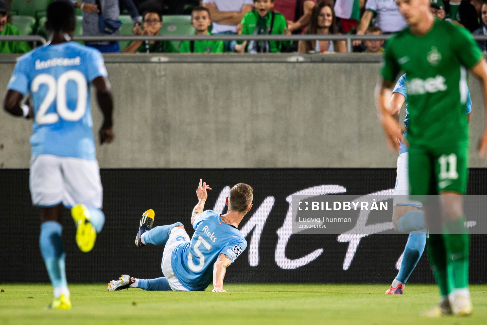 Sören Rieks of Malmö FF celebrates