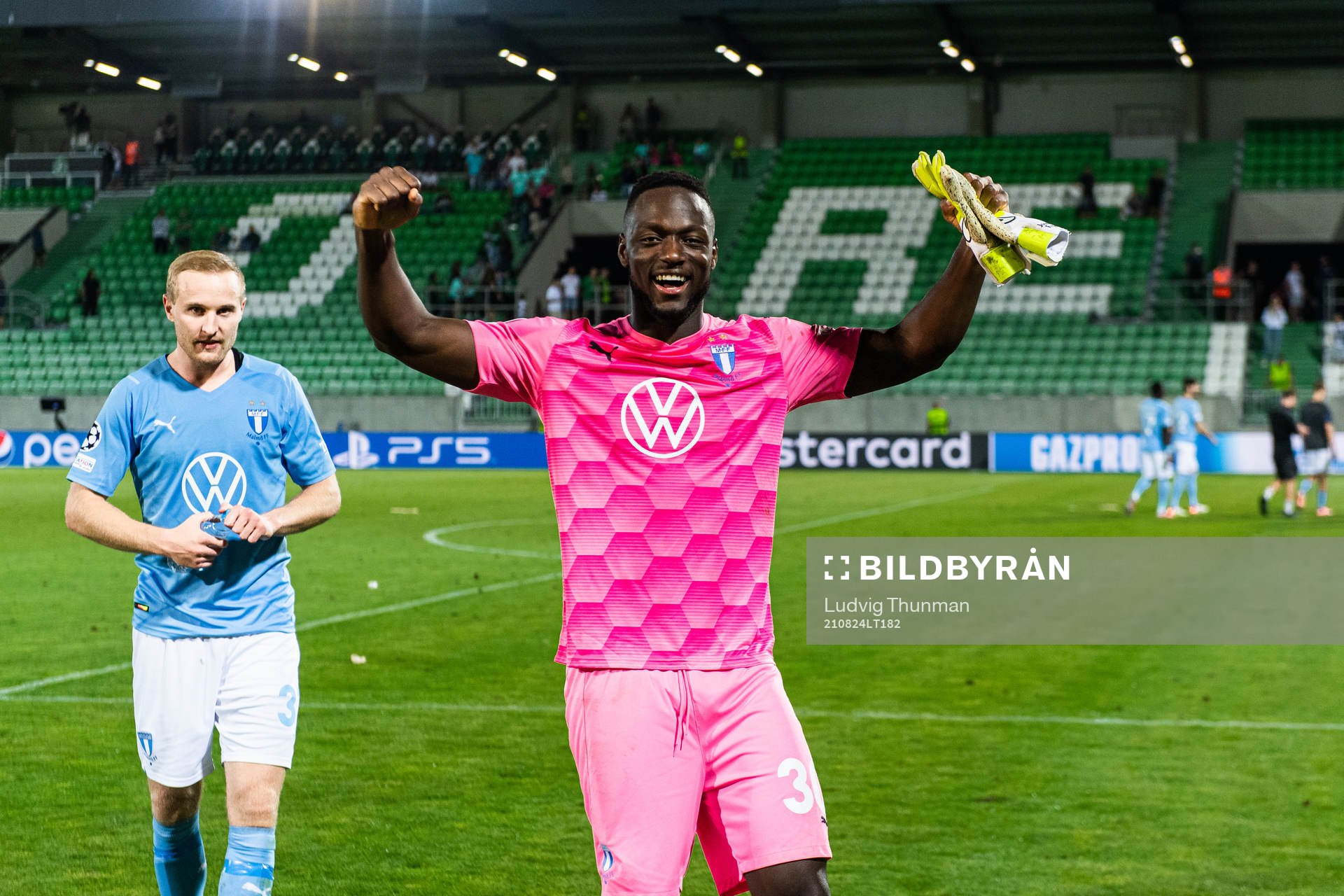 Franz Brorsson and goalkeeper Ismael Diawara of Malmö FF