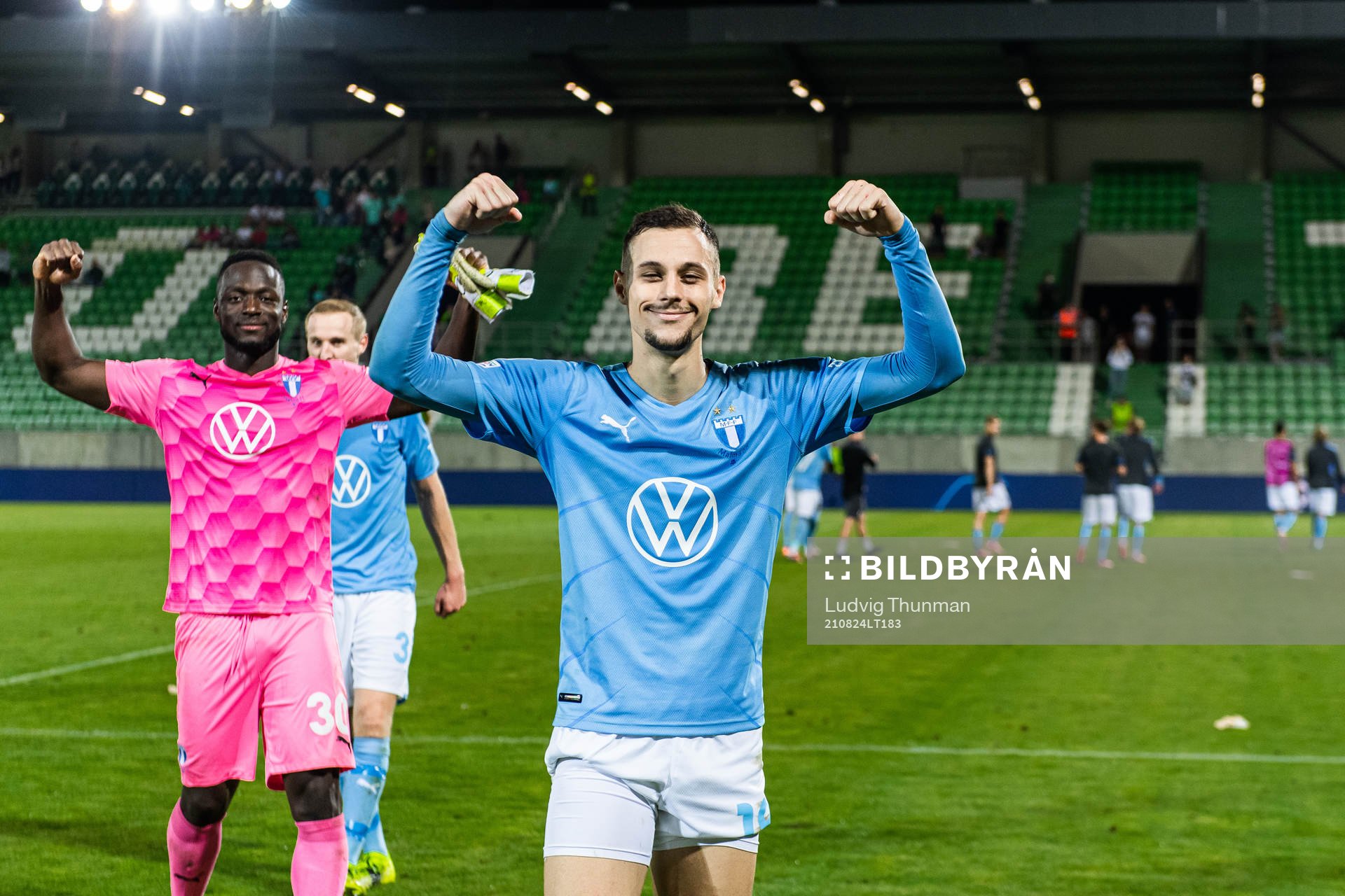 Goalkeeper Ismael Diawara and Veljko Birmancevic of Malmö