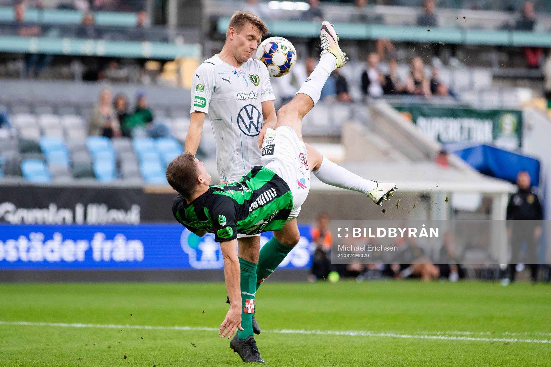 Jönköpings Daniel Strandsäter och GAIS Johan Andersson