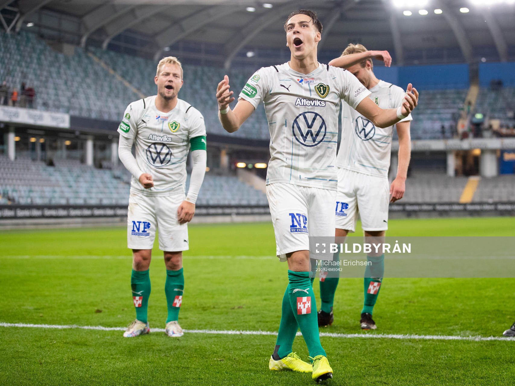 Jönköpings Adam Ben Lamin jublar