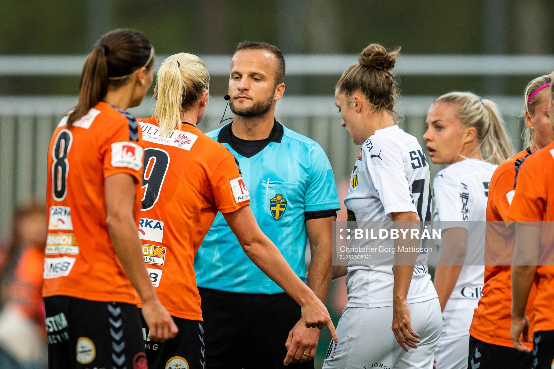 Kristianstads Josefine Rybrink i samtal med domare Rinon