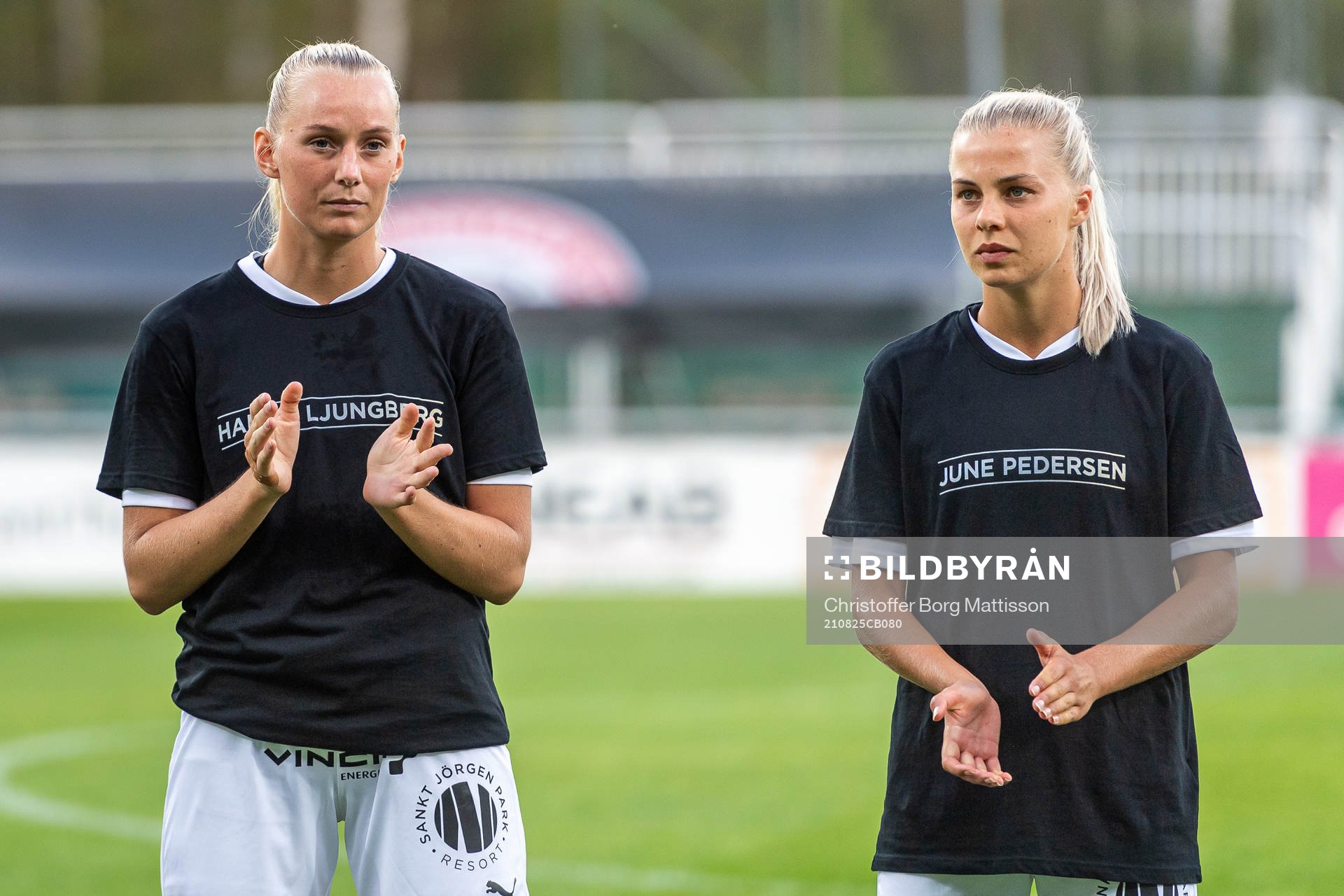 Häckens Stina Blackstenius och Lotta Ökvist