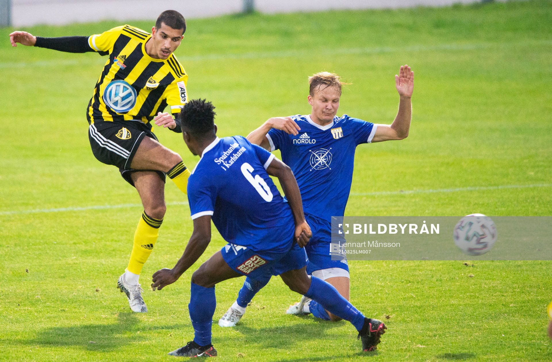 IFK Hässleholms Mustafa Owaid i matchen i div. 2 Södra