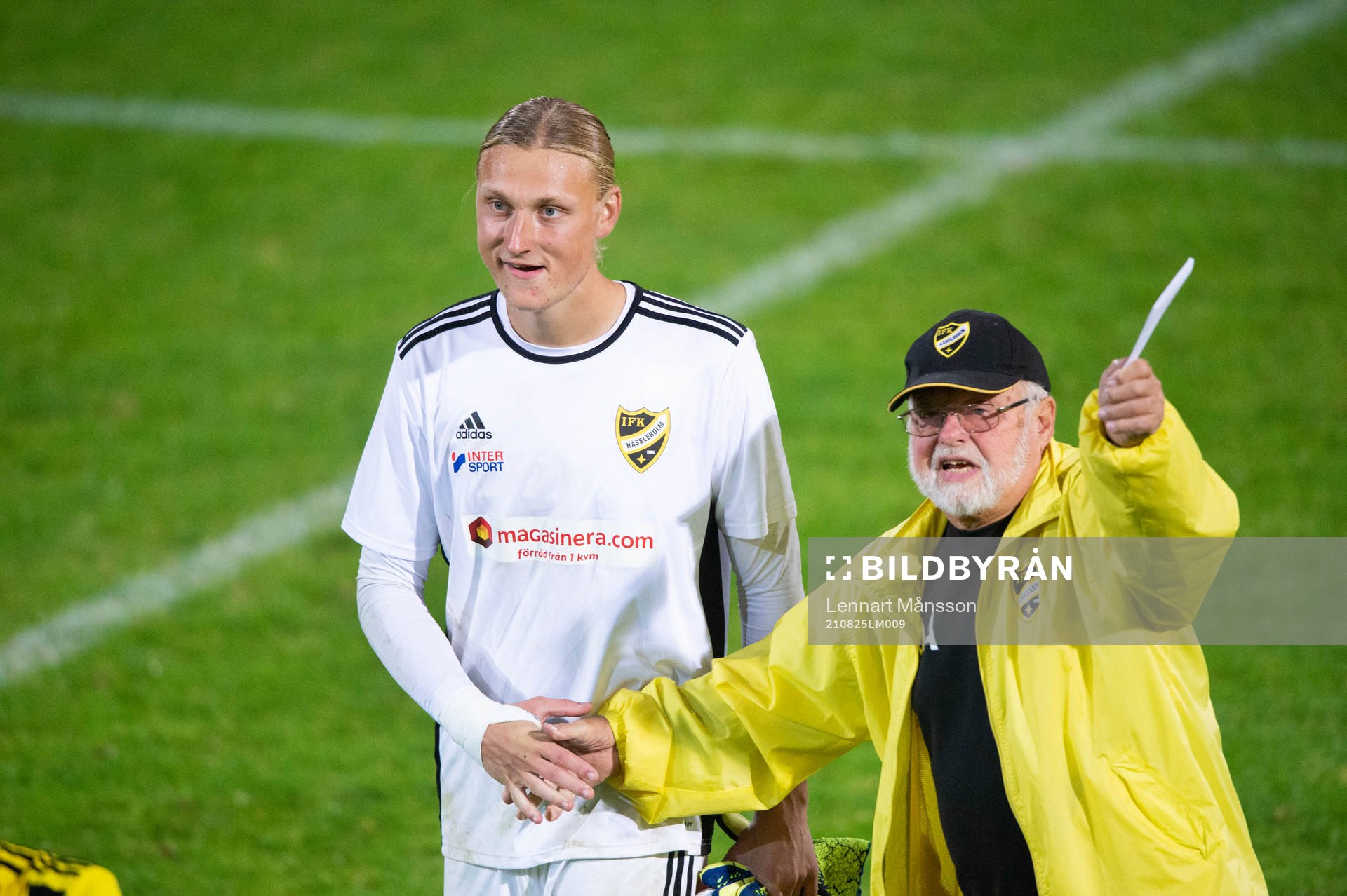 IFK Hässleholms målvakt Carl Lundahl Persson får pris