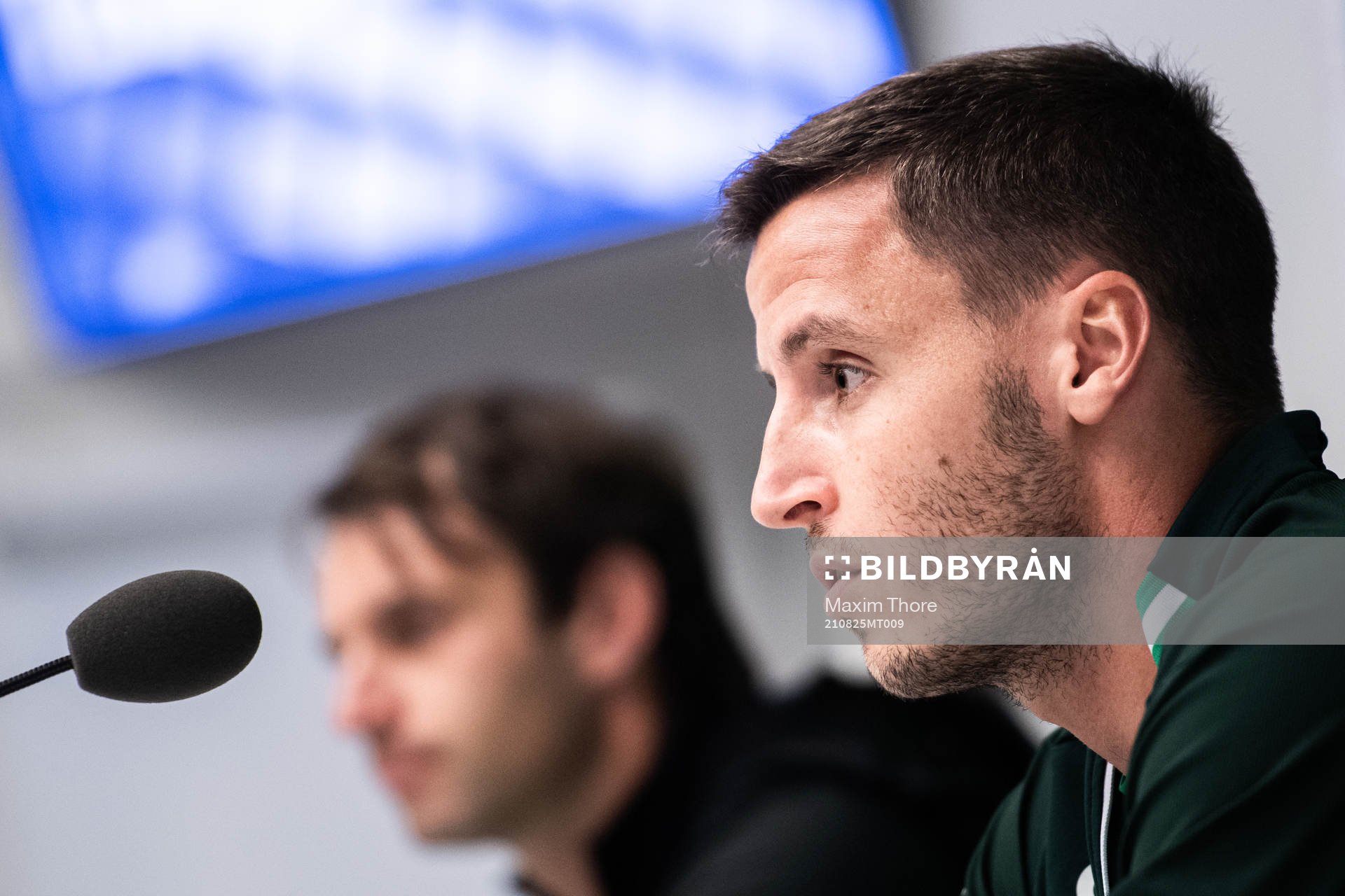 Milos Milojevic, head coach, and Jeppe Andersen