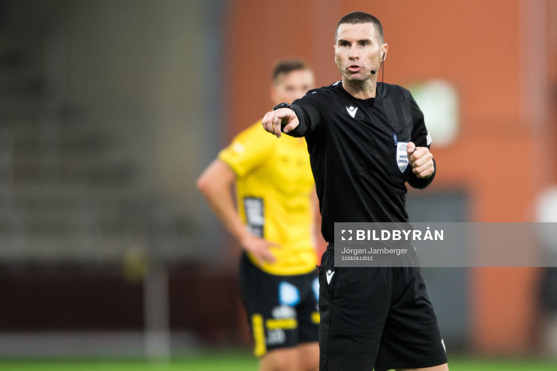 Referee Georgi Kabakov