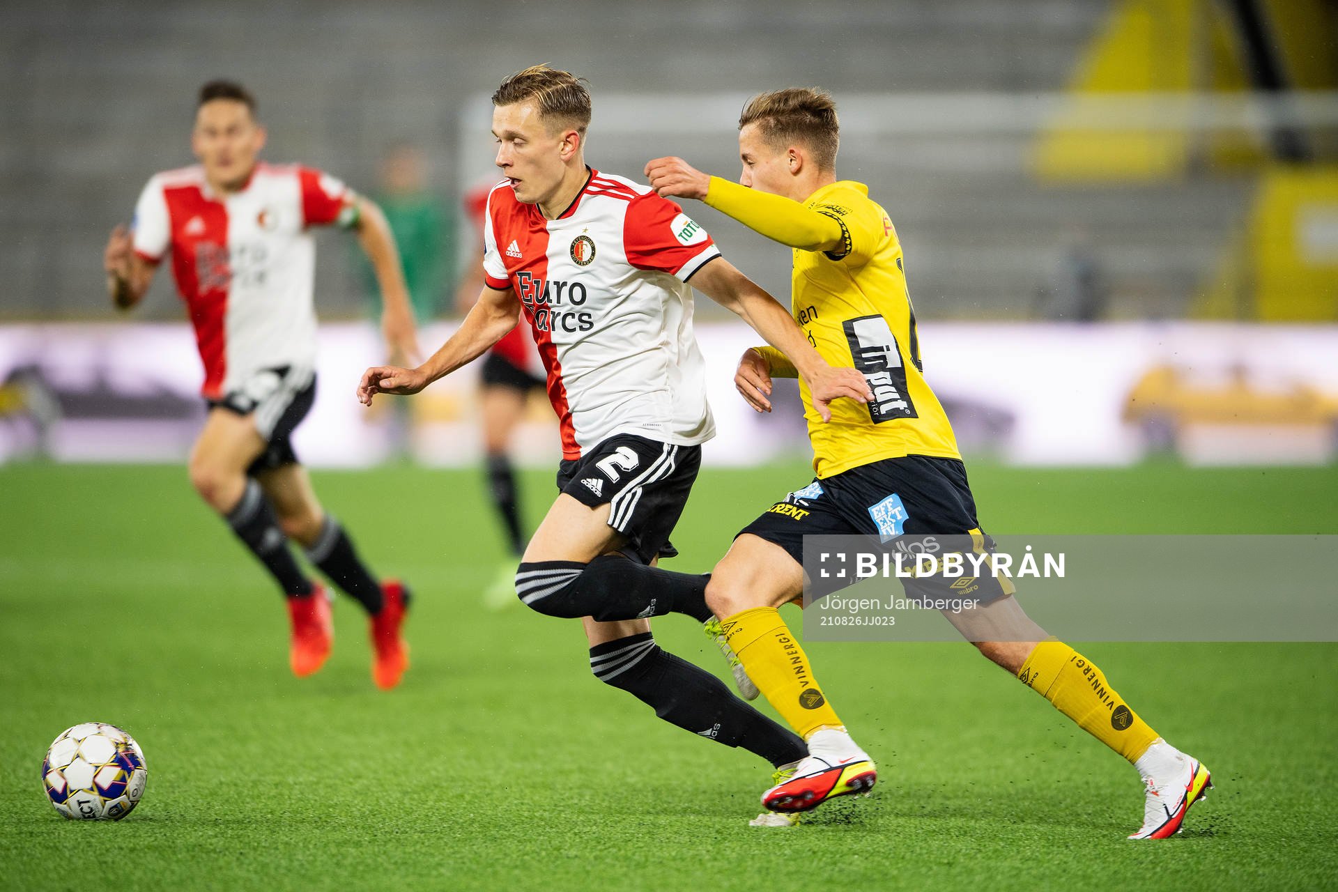 Marcus Pedersen of Feyenoord and Jacob Ondrejka of Elfsborg during the UEFA Conference League qualifying match between Elfsborg and Feyenoord on August 26, 2021 in Borås.