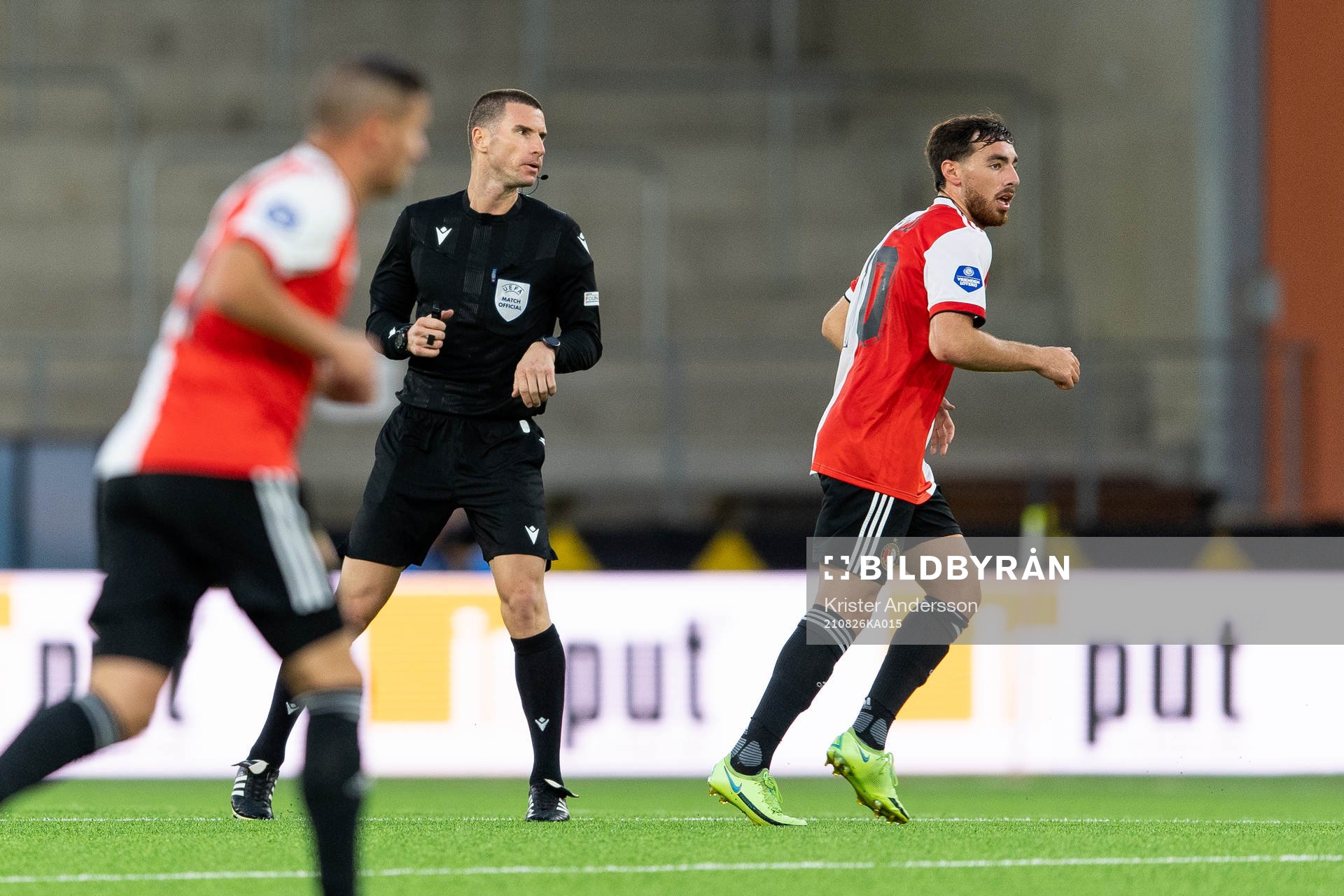Referee Georgi Kabakov