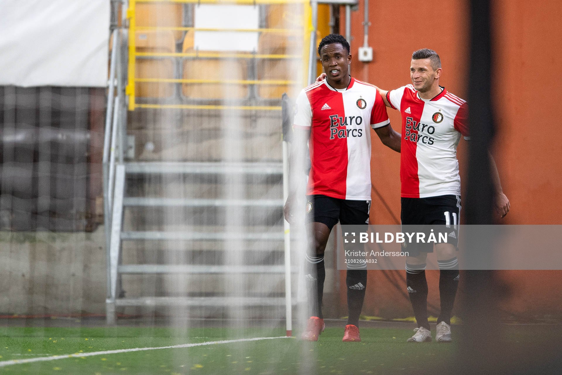 Luis Sinisterra and Bryan Linssen of Feyenoord