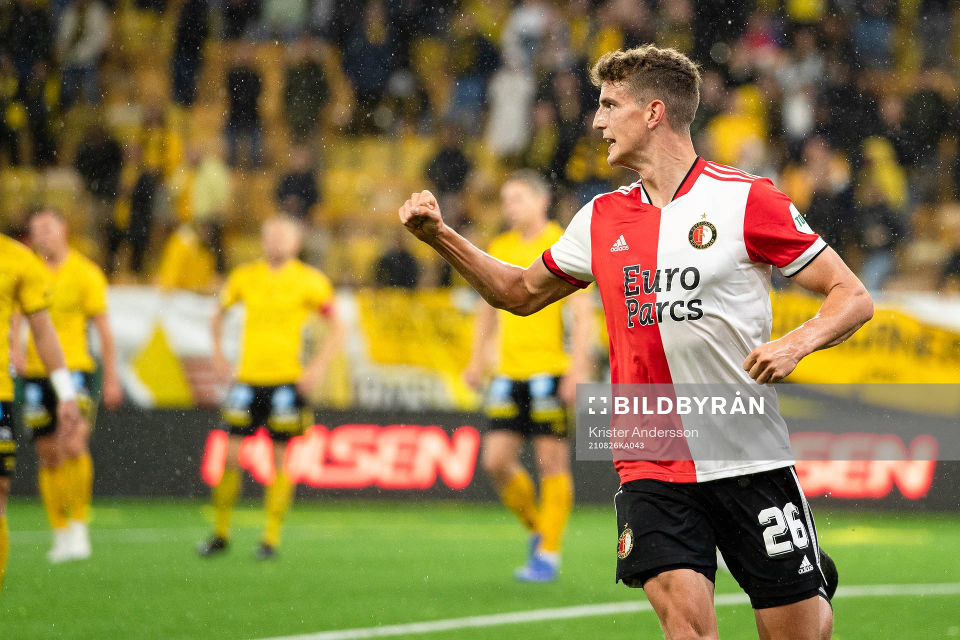Guus Til of Feyenoord celebrates scoring 2-1 during the UEFA Conference League qualifying match between Elfsborg and Feyenoord on August 26, 2021 in Borås.