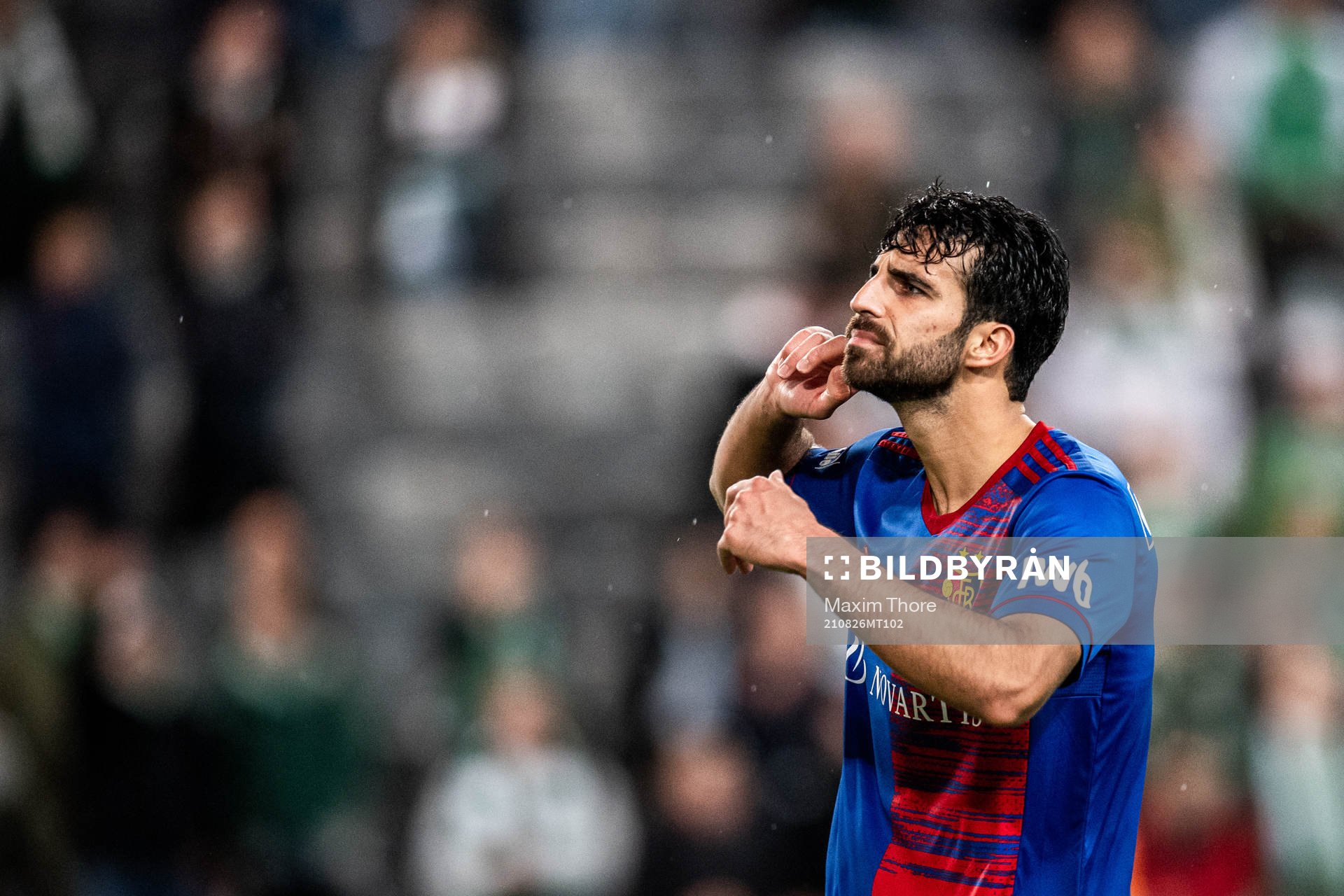 Eray Cömert of Basel celebrates