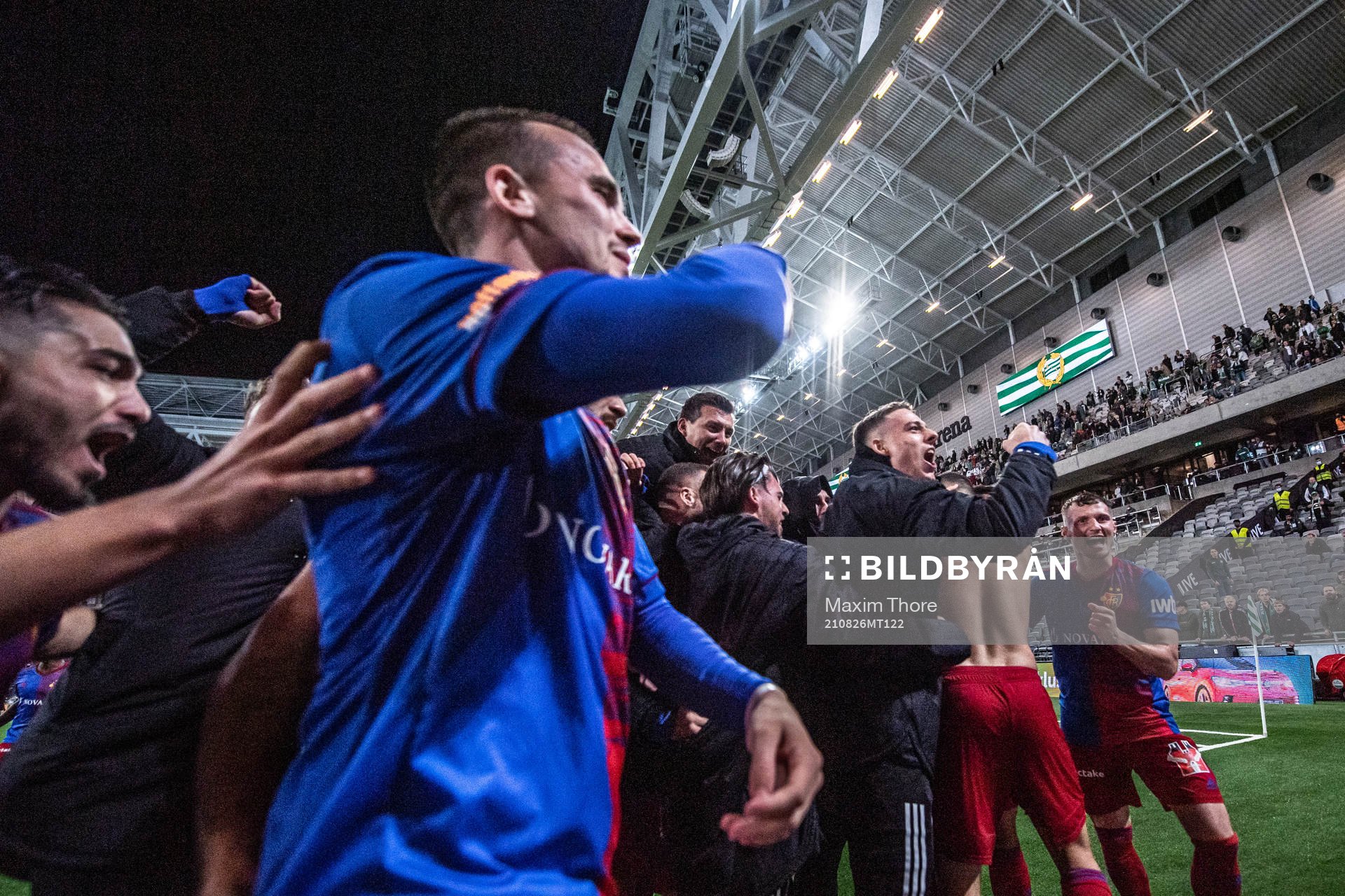 Players of Basel celebrates
