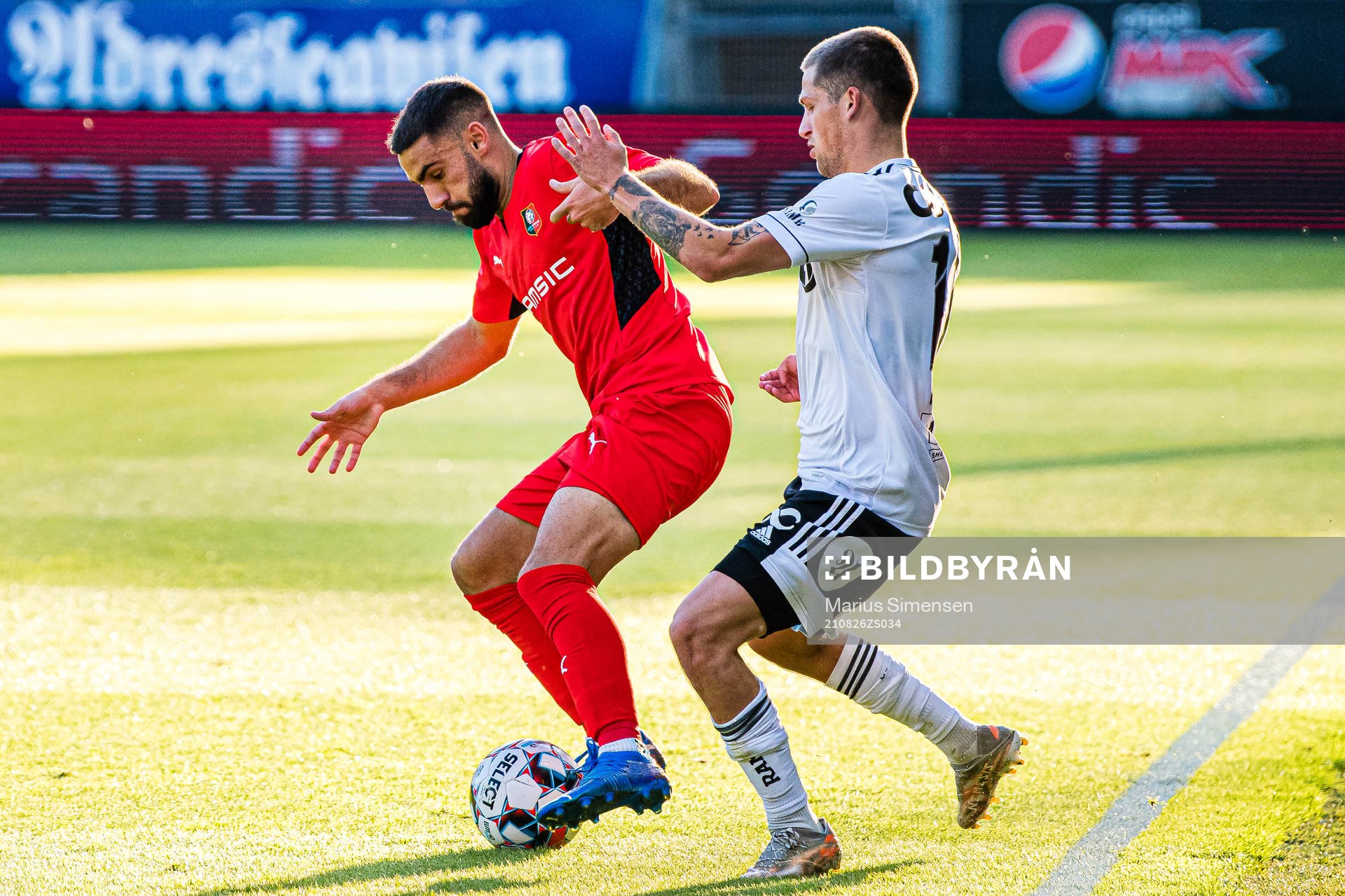 Romain Del Castillo of Rennes and Carl Johan Holse Justesen