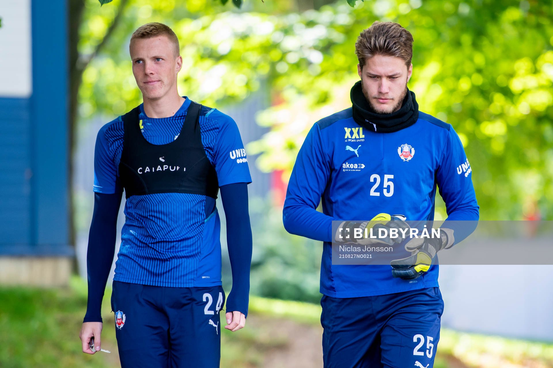 Helsingborgs Emil Hellman och målvakt Kalle Joelsson