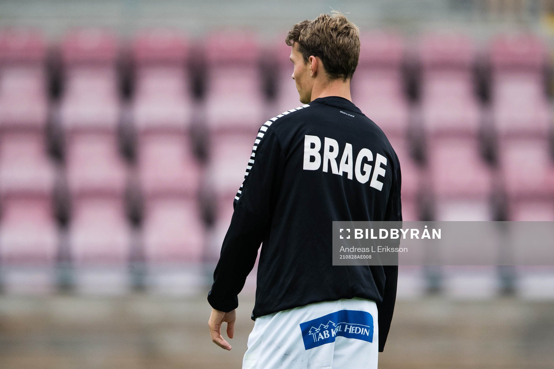 Ryggen på en spelare från Brage