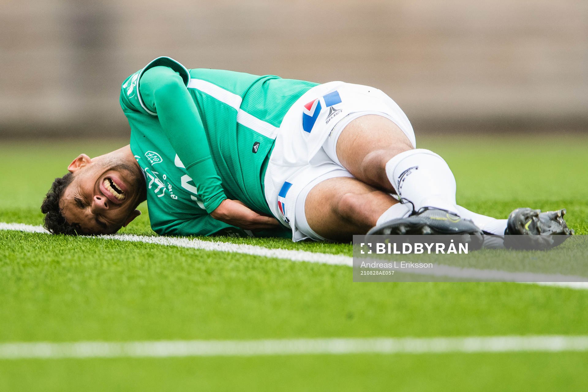 Brages Joakim Persson har ont