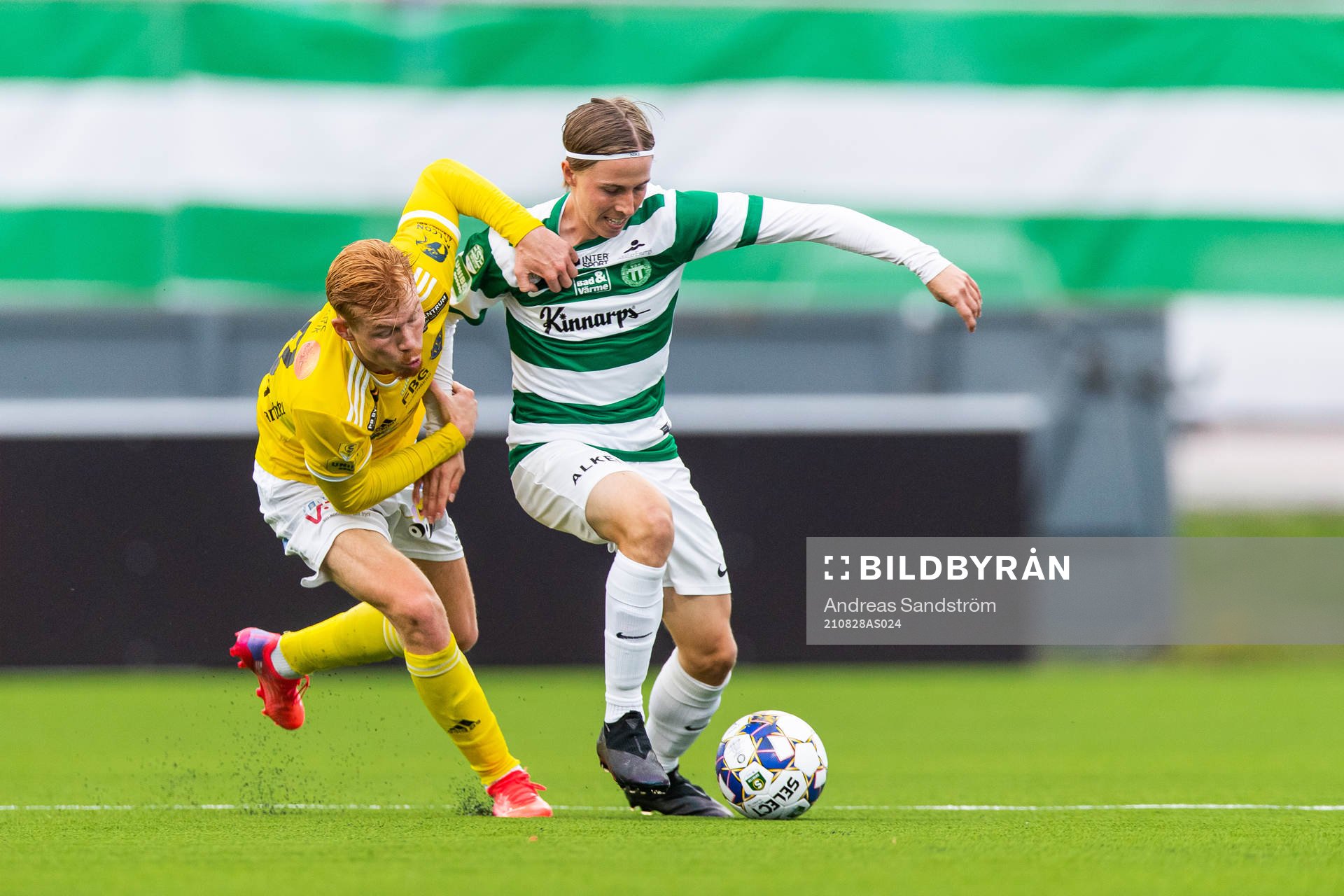 Falkenbergs Linus Borgström och Västerås Jakob Lindahl i