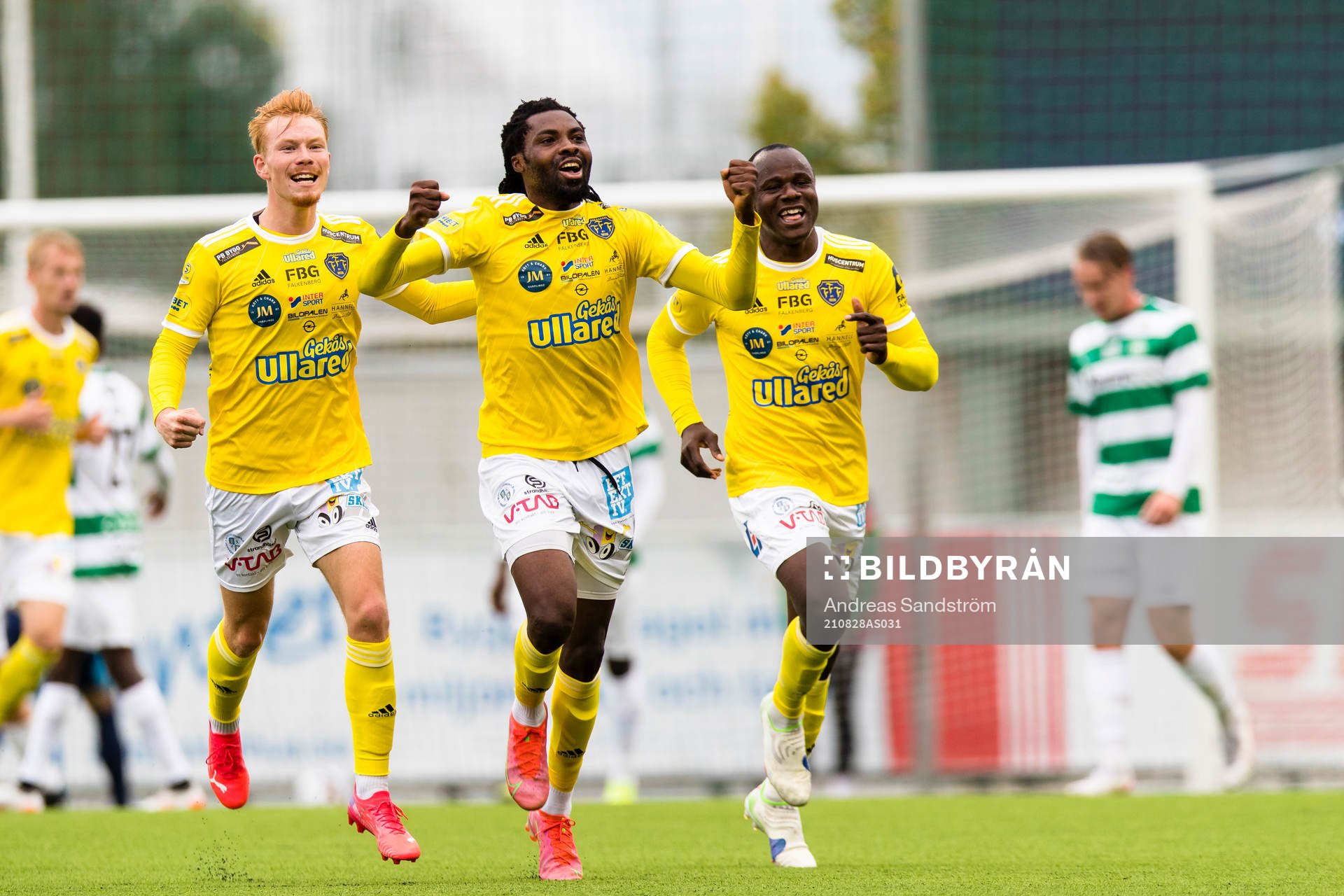 Falkenbergs Kwame Kizito gör 0-1 och jublar med Linus