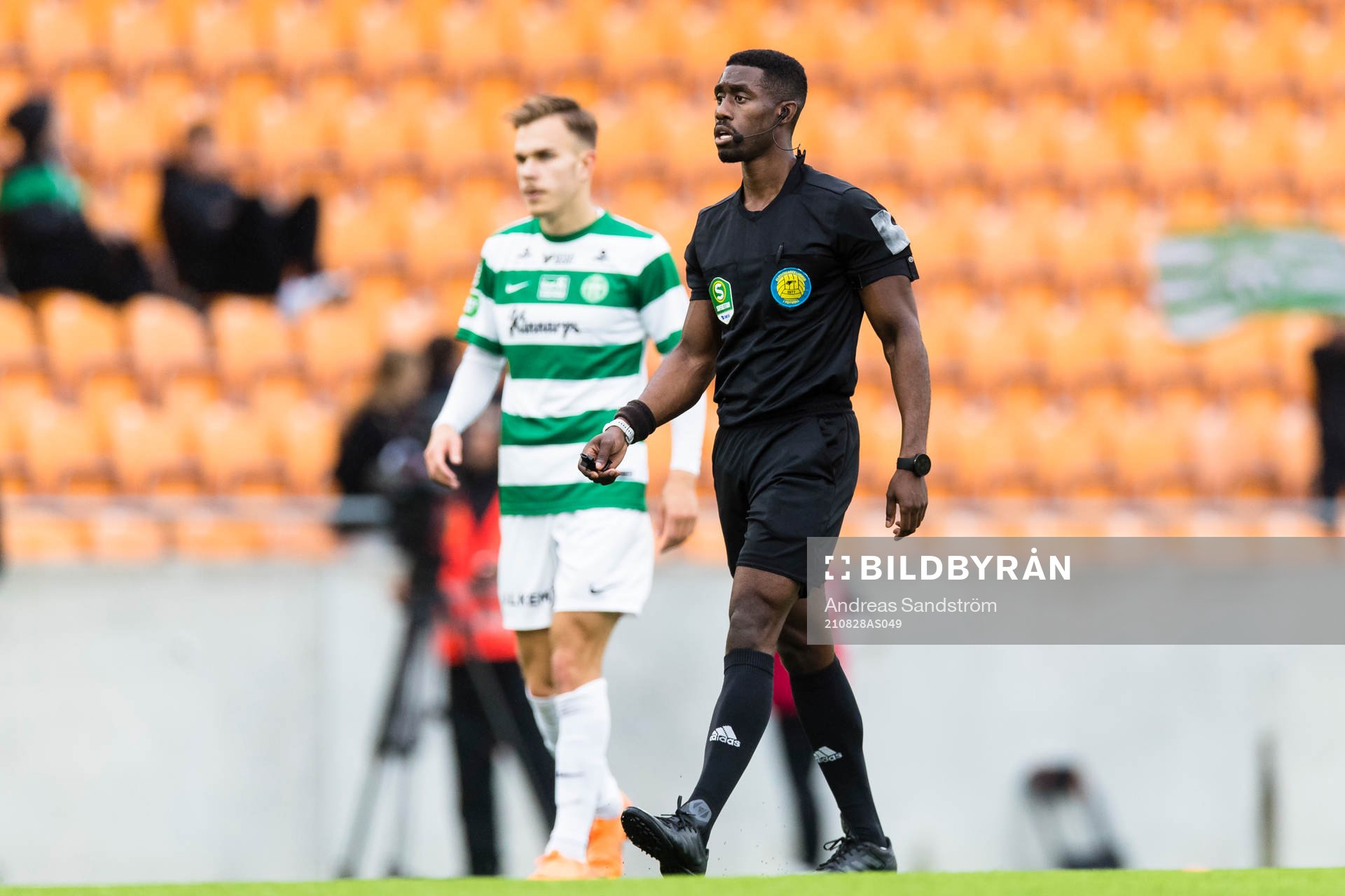 Domare Fredrik Oppong