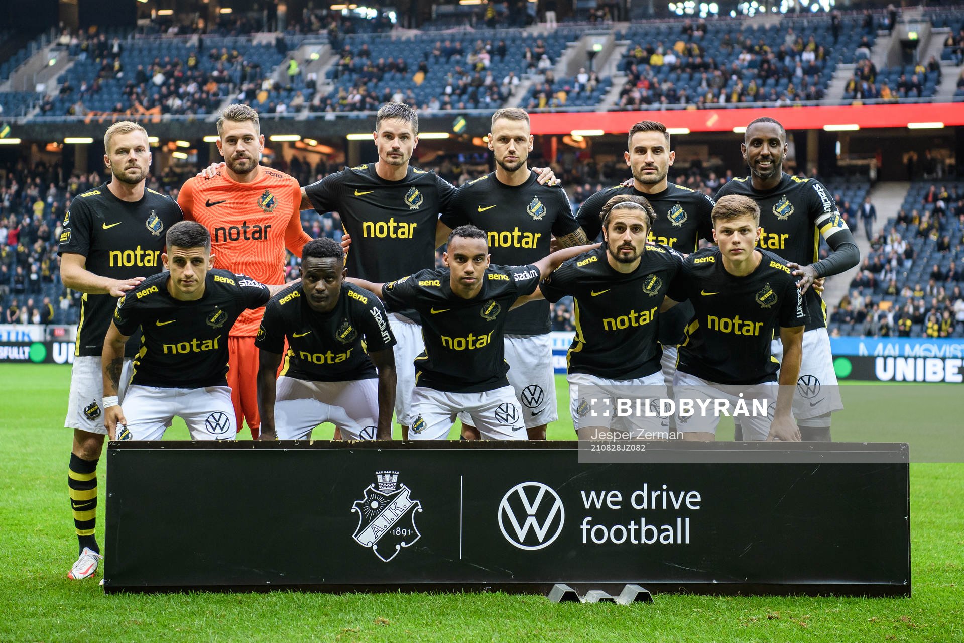 s startelva bestående av Sebastian Larsson, målvakt