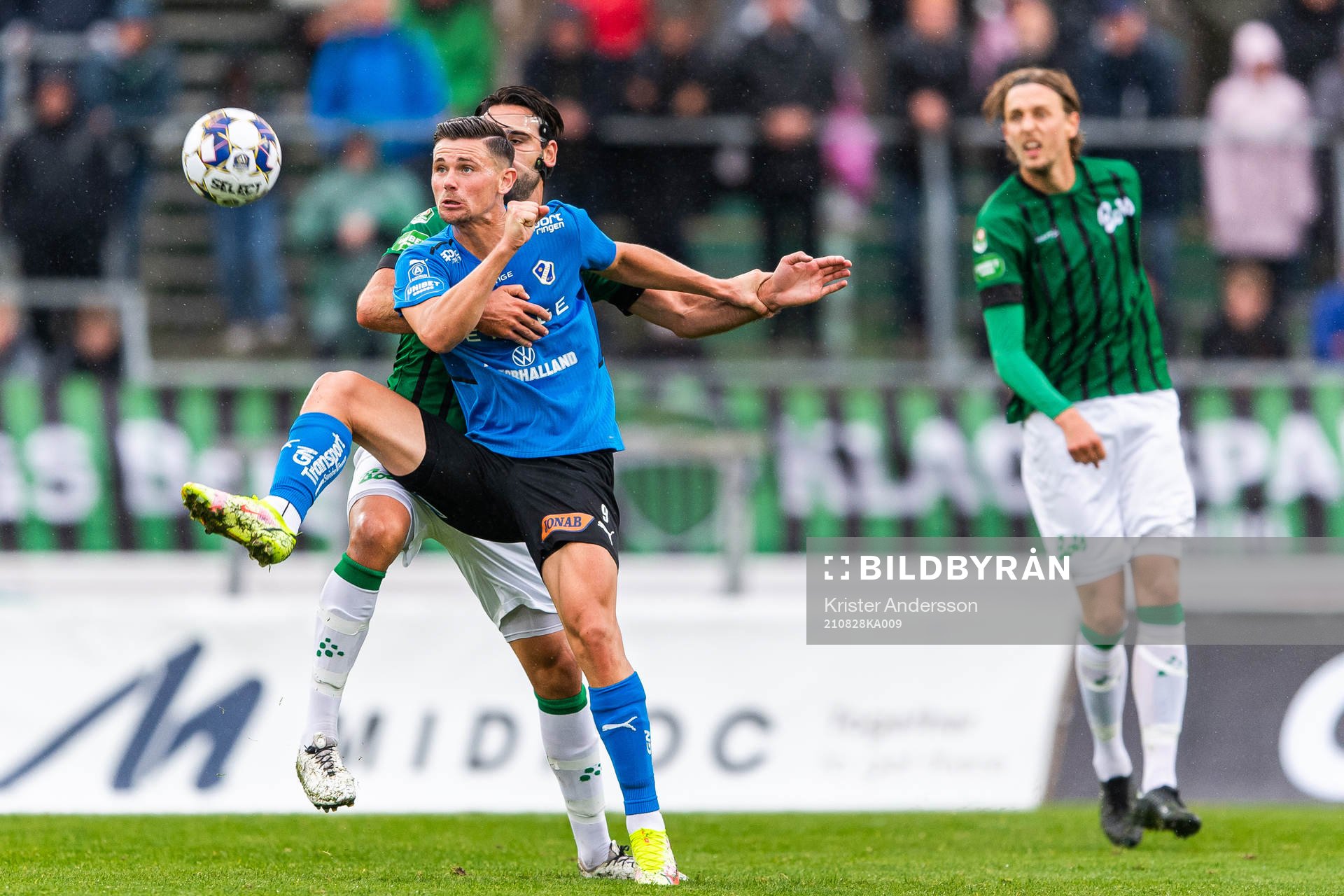 Varbergs Oliver Stanisic och Halmstads Marcus Antonsson