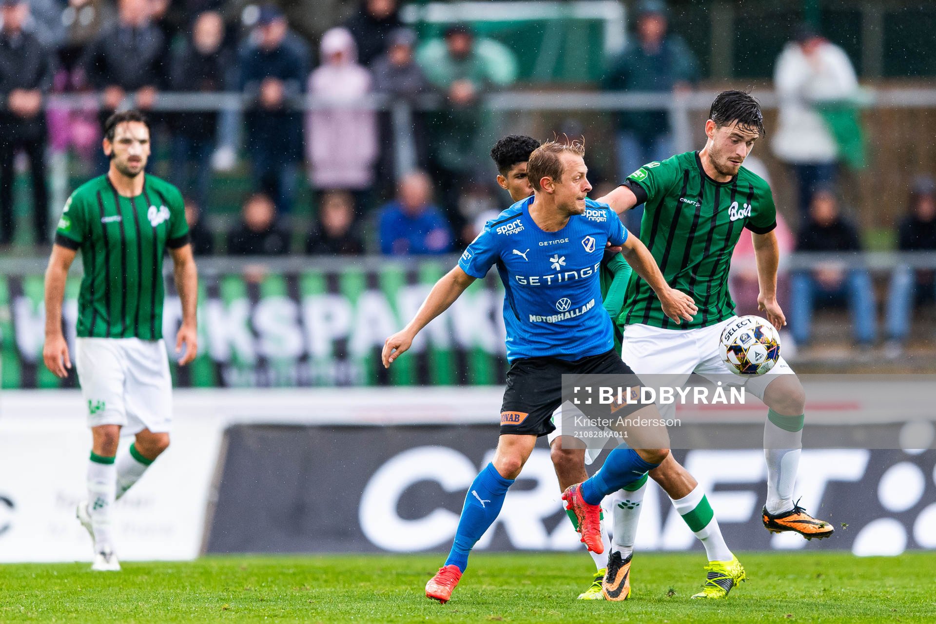 Halmstads Joel Allansson och Varbergs Robin Tranberg