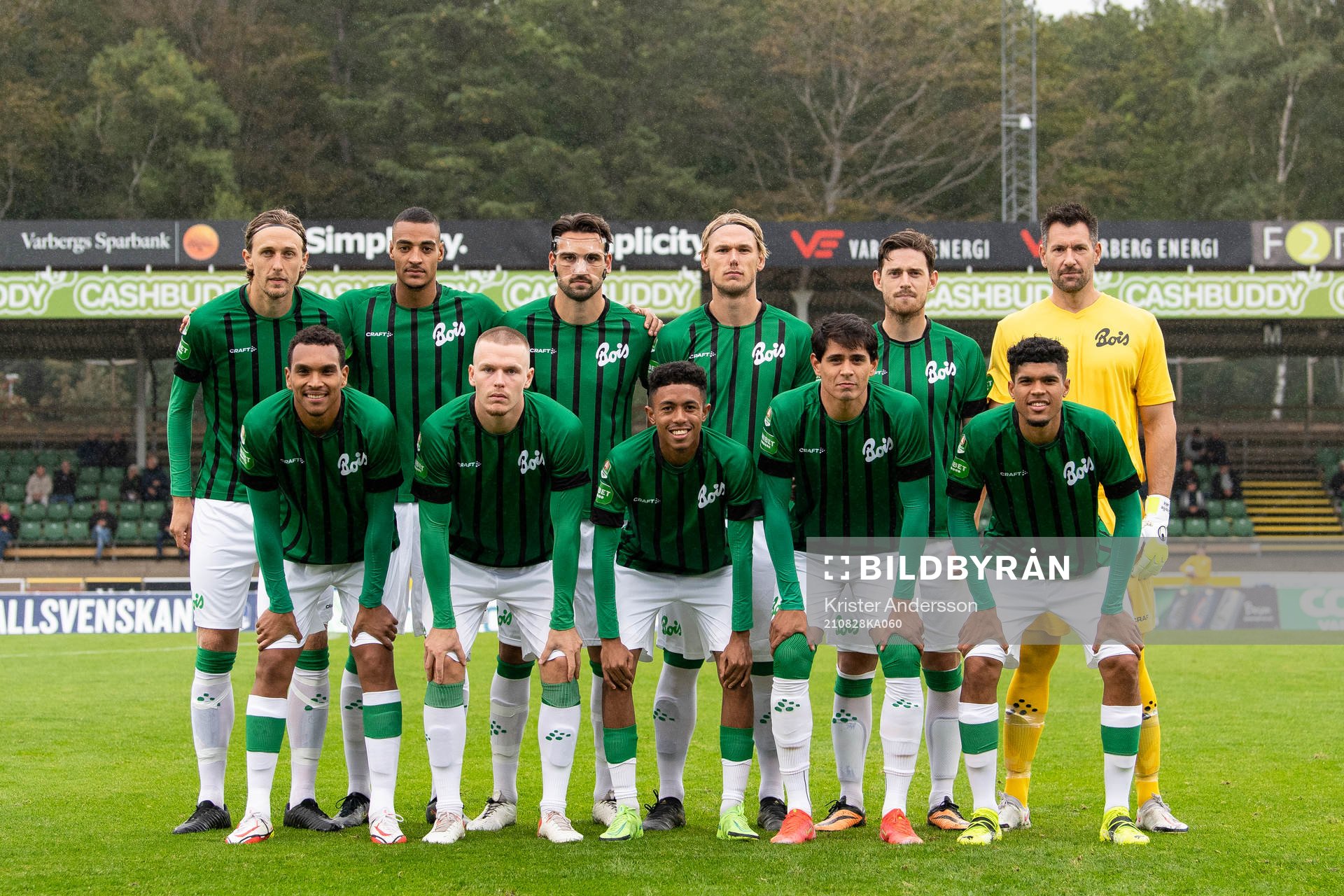 Varbergs startspelare före fotbollsmatchen i Allsvenskan