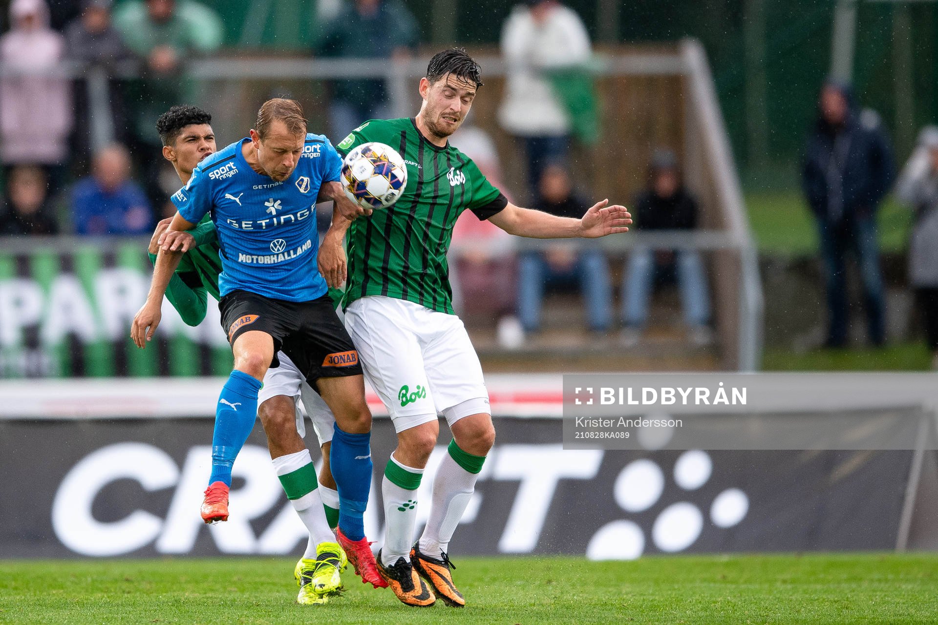 Halmstads Joel Allansson och Varbergs Robin Tranberg