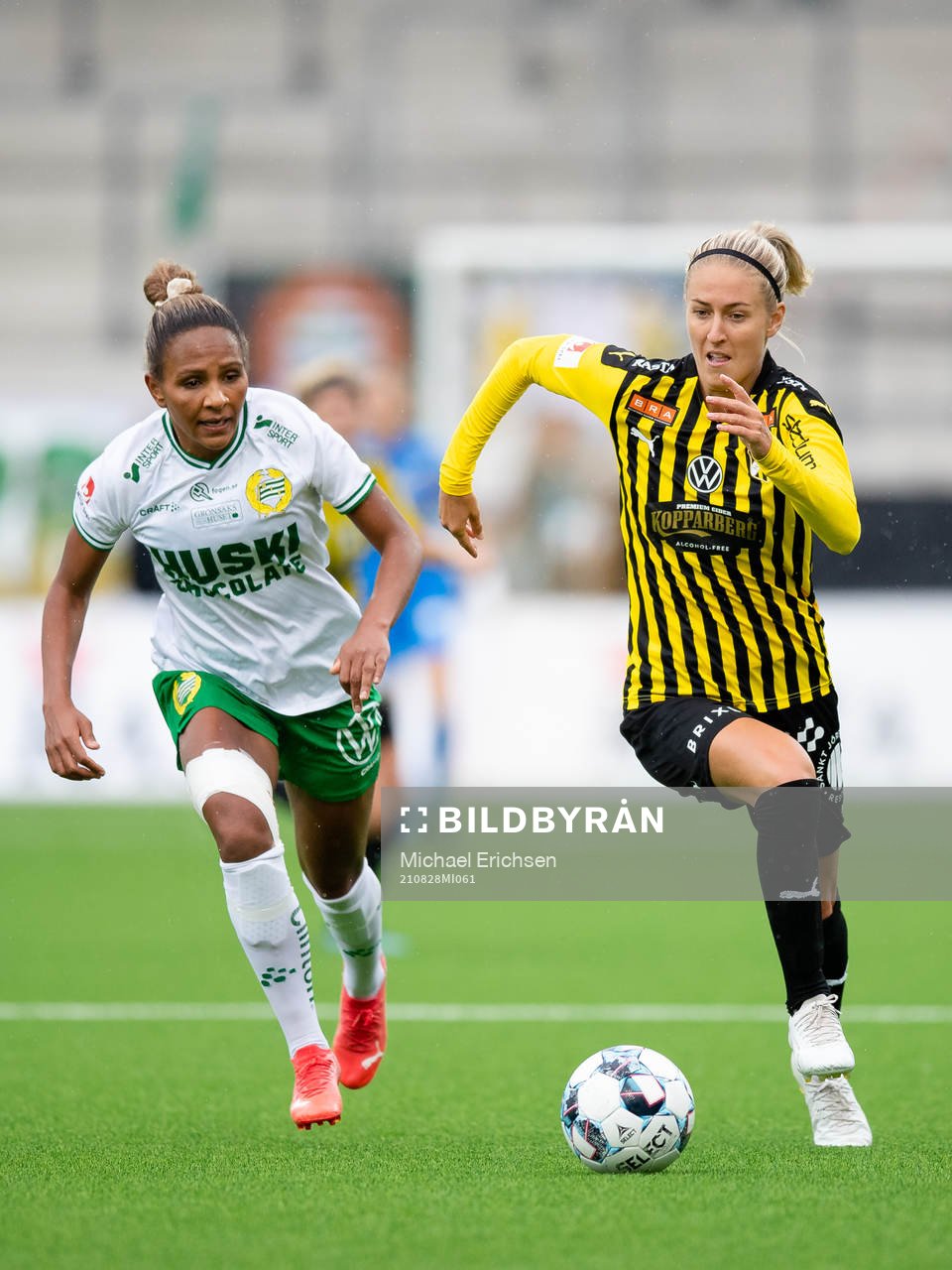 Hammarbys Madelen Janogy och Häckens Emma Kullberg