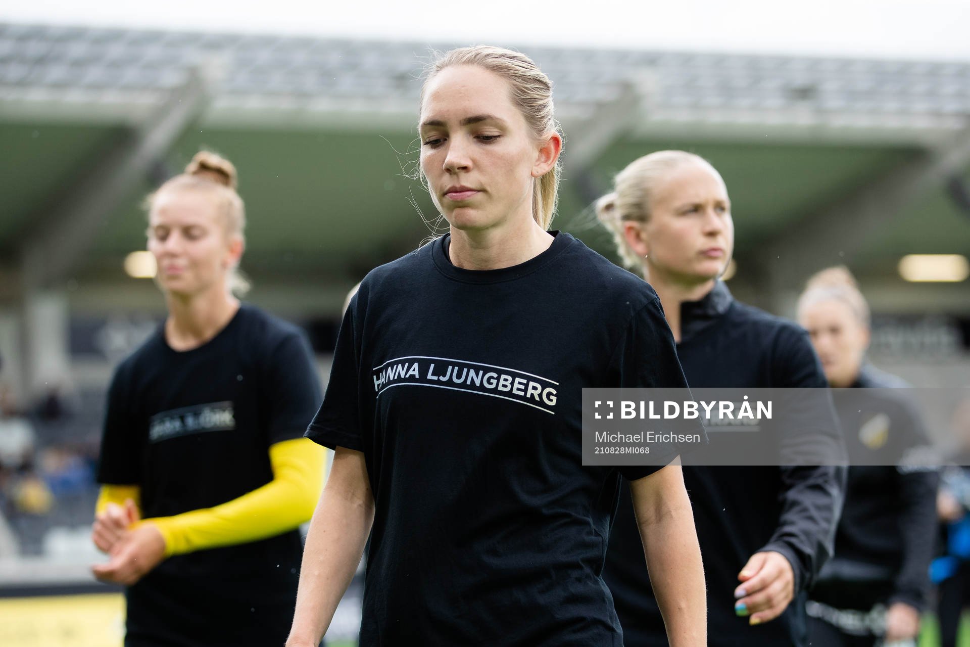 Häckens Elin Rubensson innan fotbollsmatchen i
