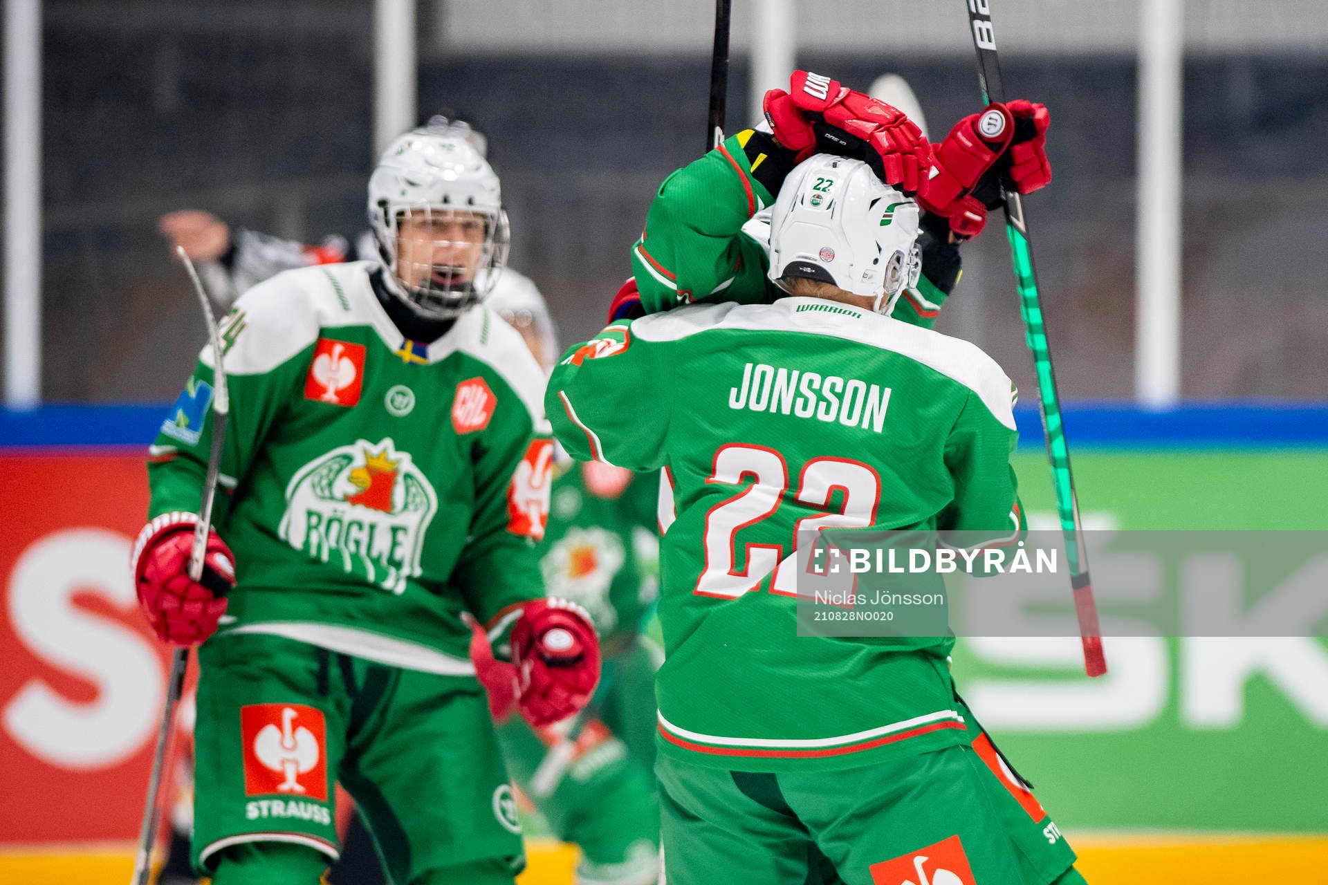 Rögles Samuel Jonsson and Ludvig Larsson celebrates 1-1