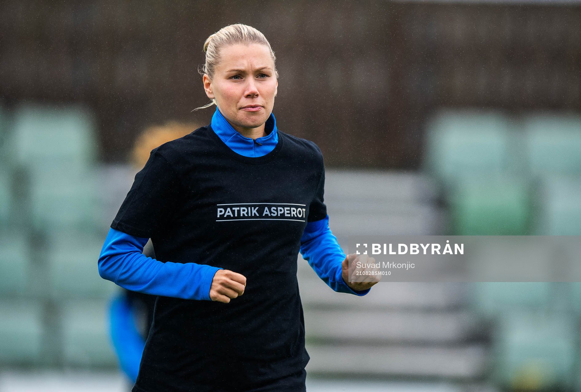 Kalmars Mimmi Asperot med specialtröja