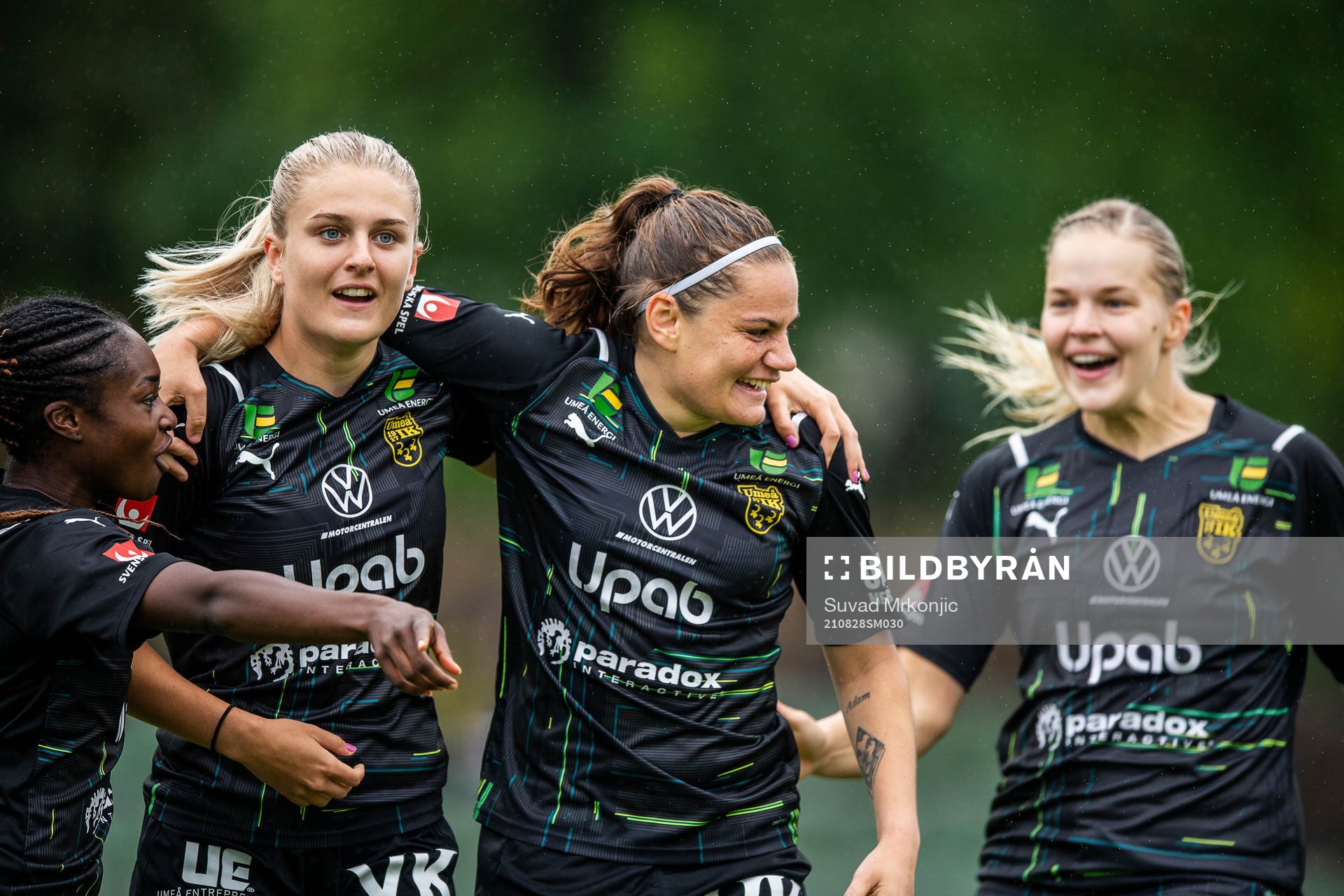Umeås Sarah Mellouk jublar
