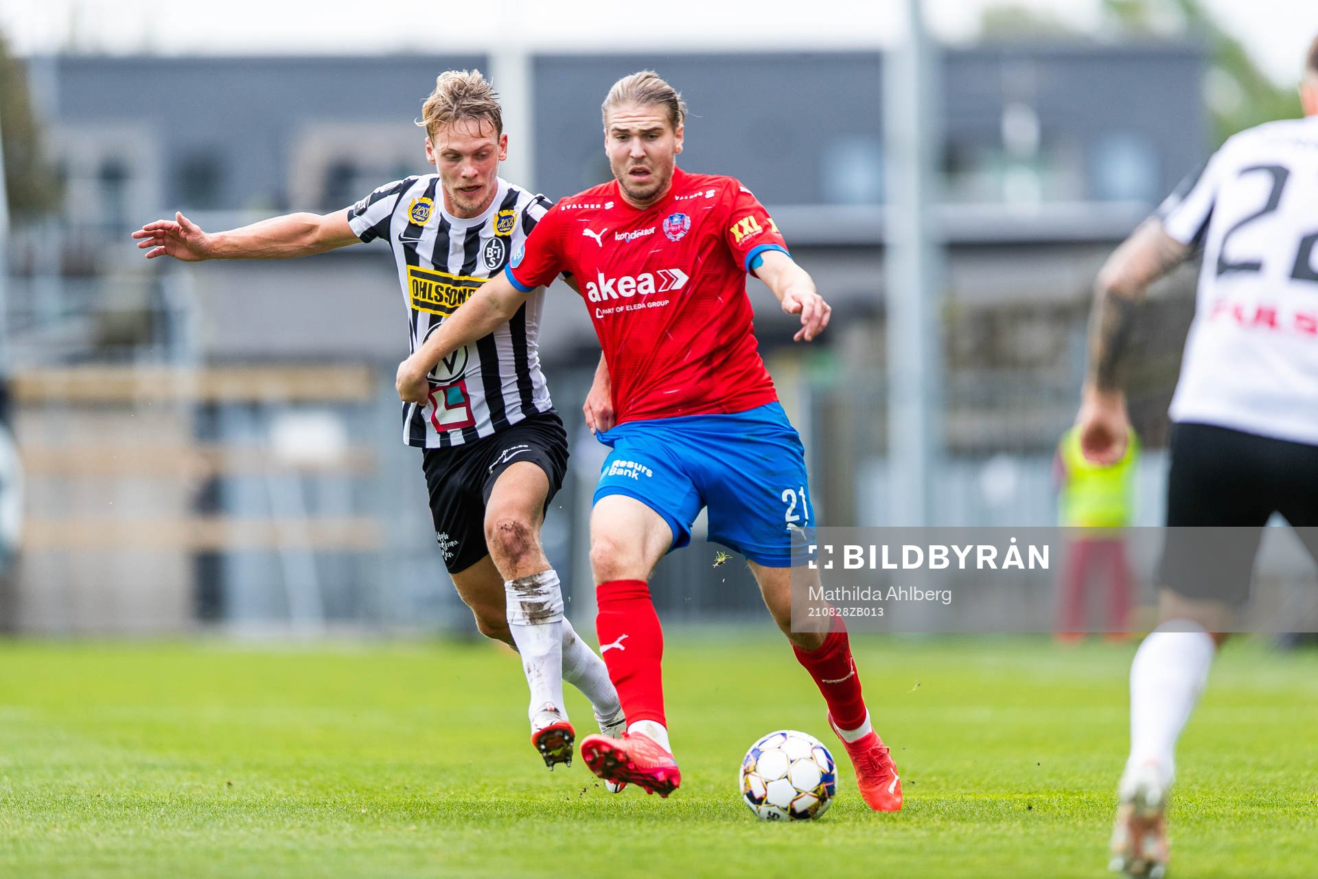 Landskronas Robin Hofsö och Helsingborgs Charlie Weberg