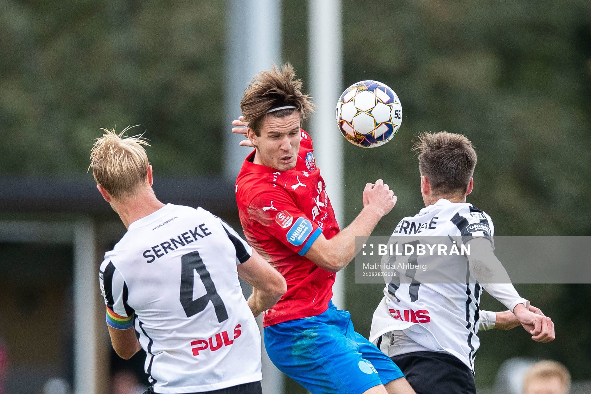 Landskronas Viktor Wihlstrand och Filip Olsson i nickduell