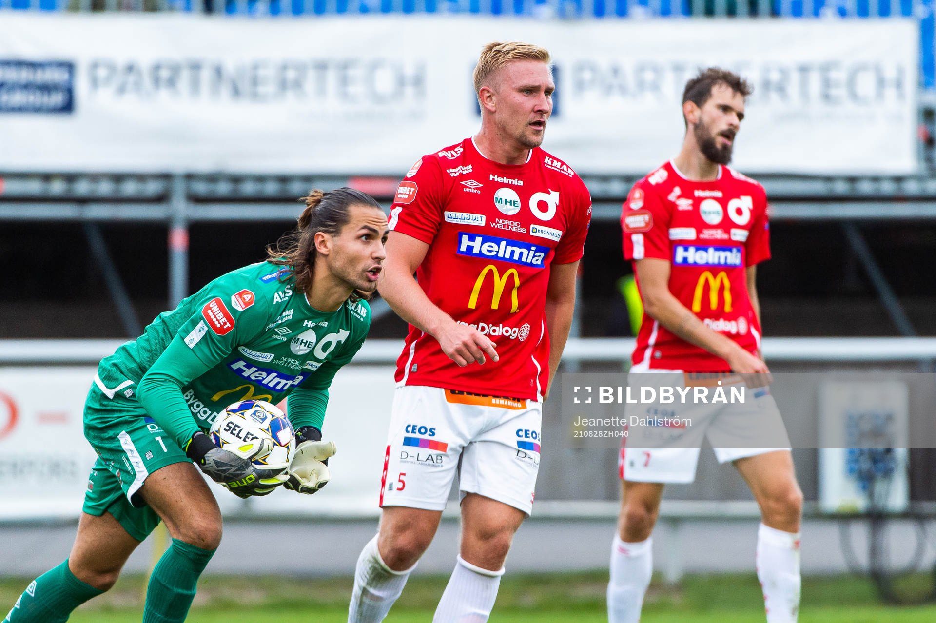 Degerfors målvakt Alfie Malik Whiteman, Oliver Ekroth och
